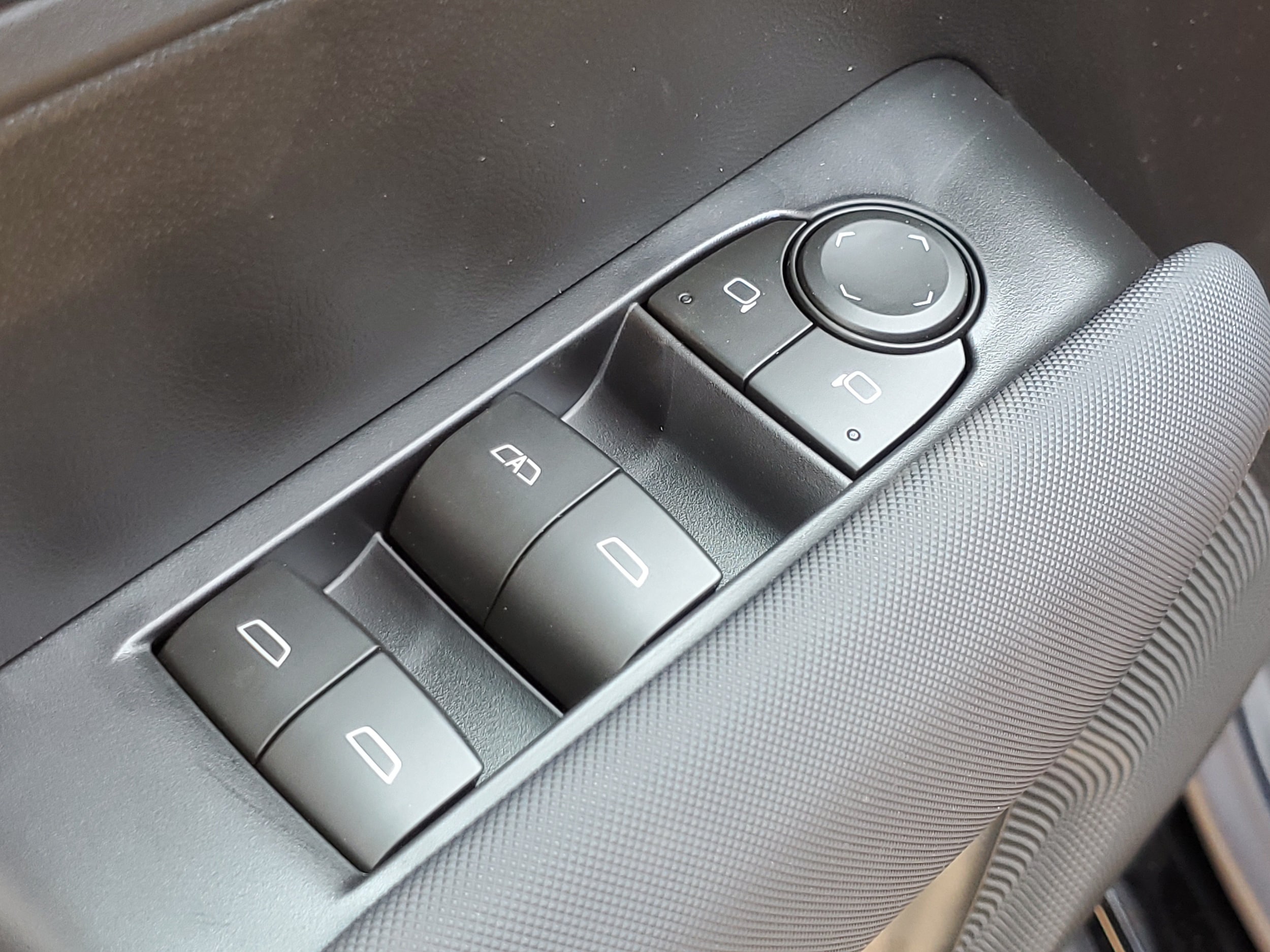 2026 Chevrolet Colorado Z71 - Photo 24