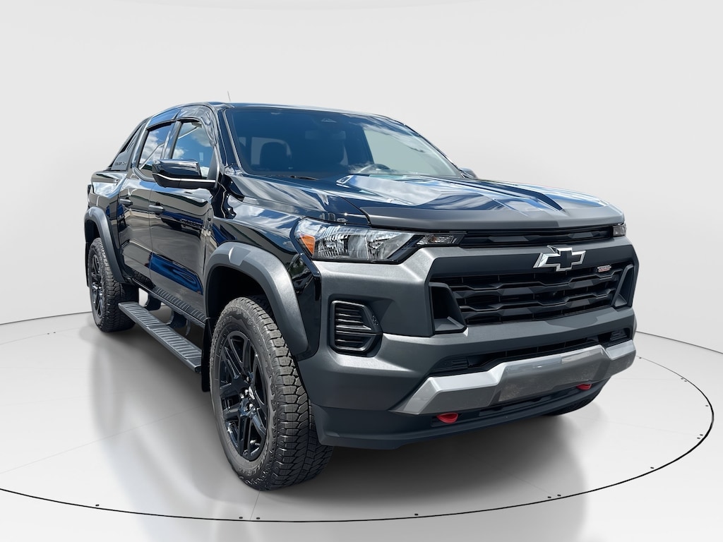 Used 2025 Chevrolet Colorado Trail Boss Truck Crew Cab