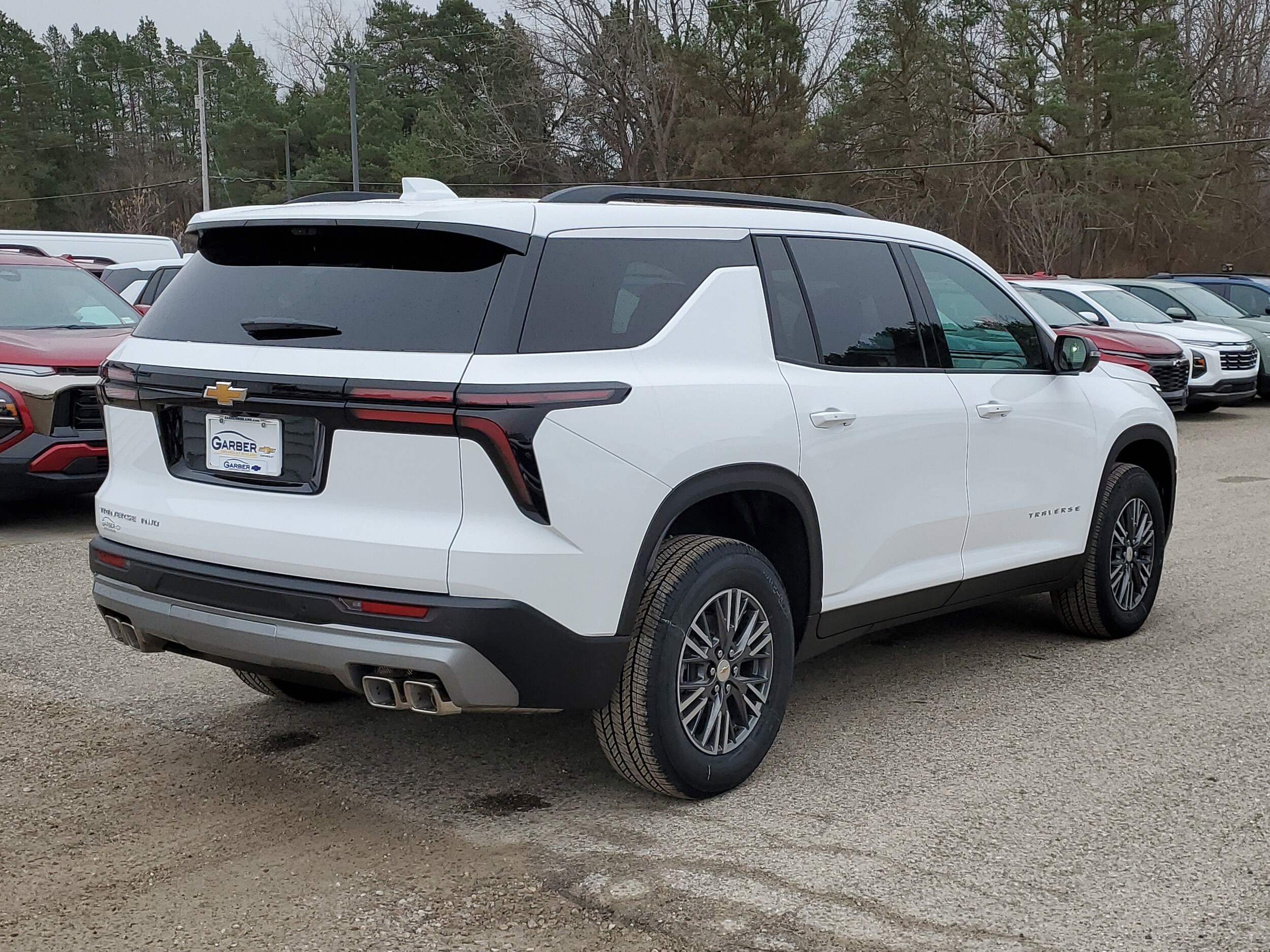 2026 Chevrolet Traverse photo 4