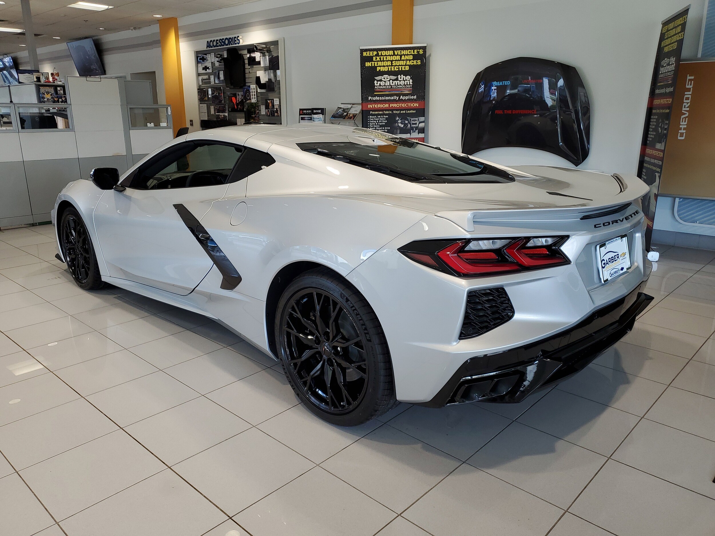 2026 Chevrolet Corvette Stingray 1LT photo 2