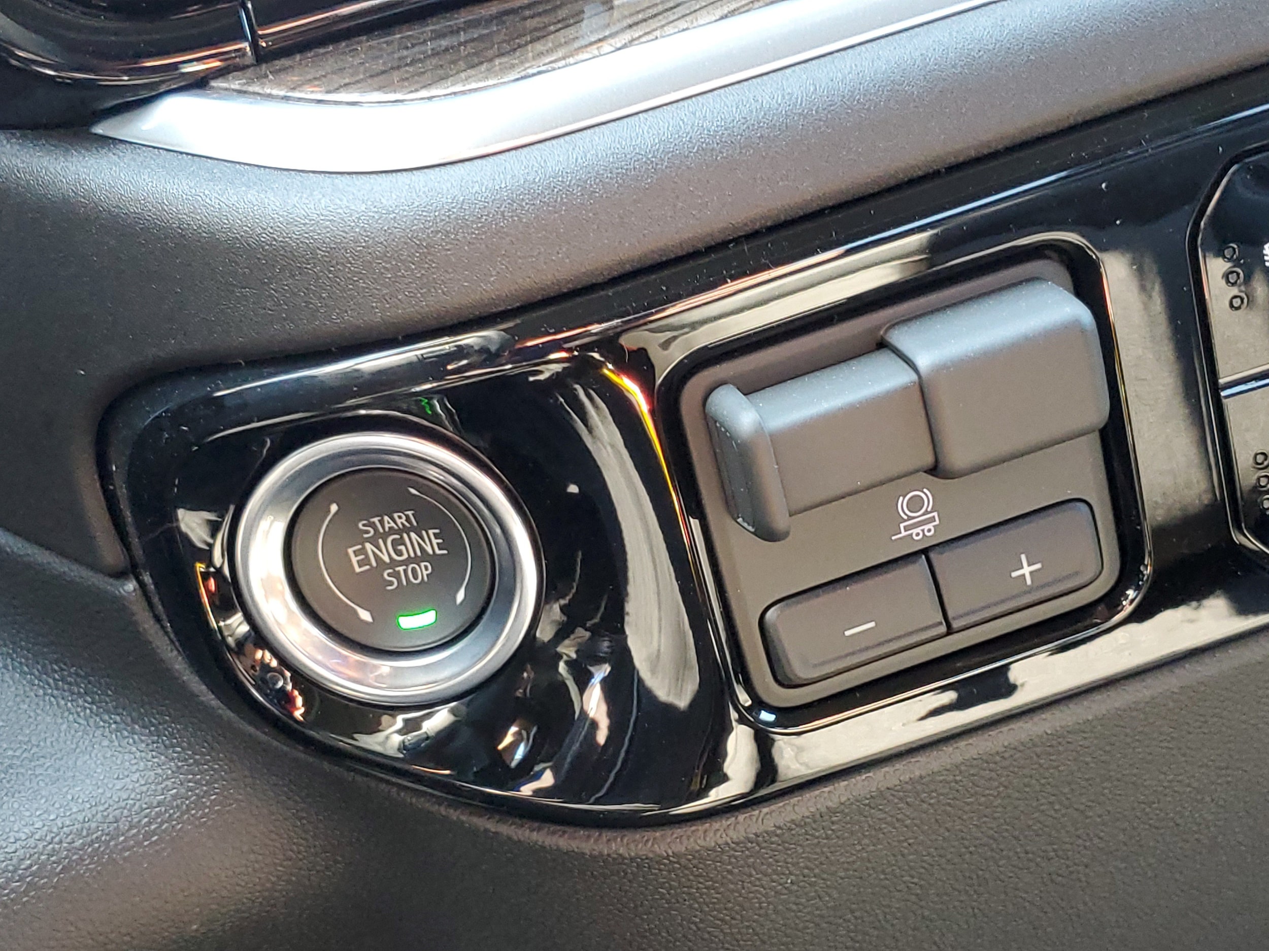 2026 Chevrolet Silverado 1500 RST - Photo 18