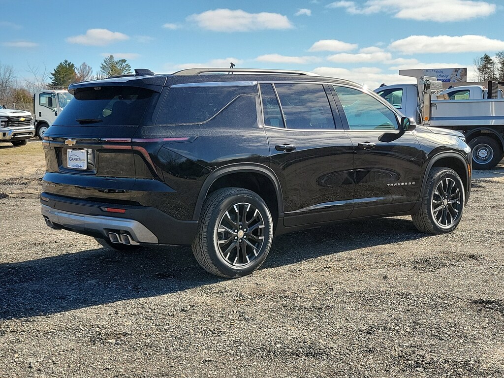 New 2026 Chevrolet Traverse LT SUV