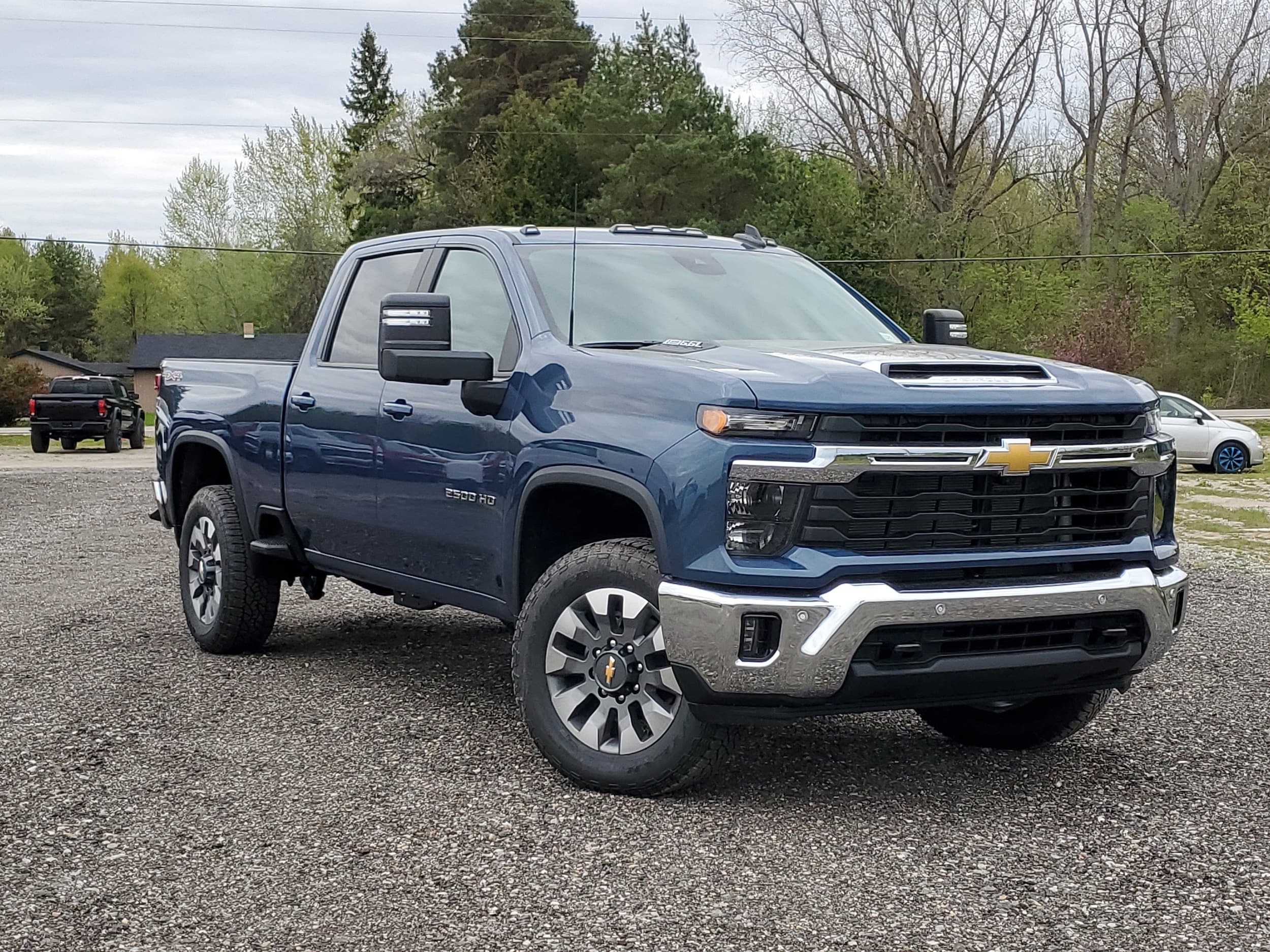 2026 Chevrolet Silverado HD LT 4WD Crew Cab Standard Box's photo