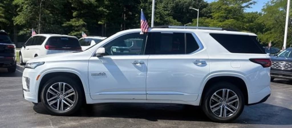 Used 2023 Chevrolet Traverse High Country SUV