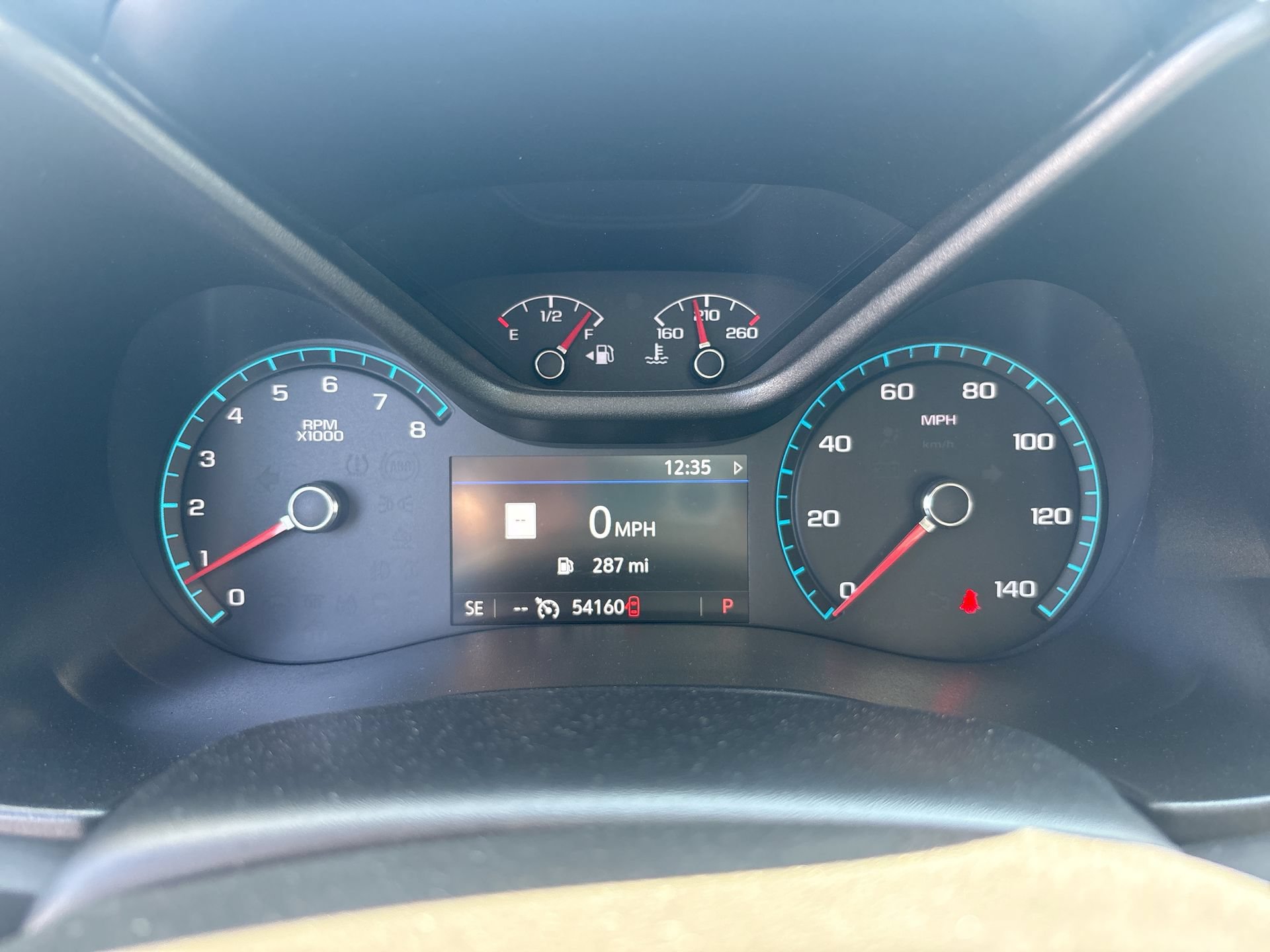2022 Chevrolet Colorado ZR2 - Photo 18