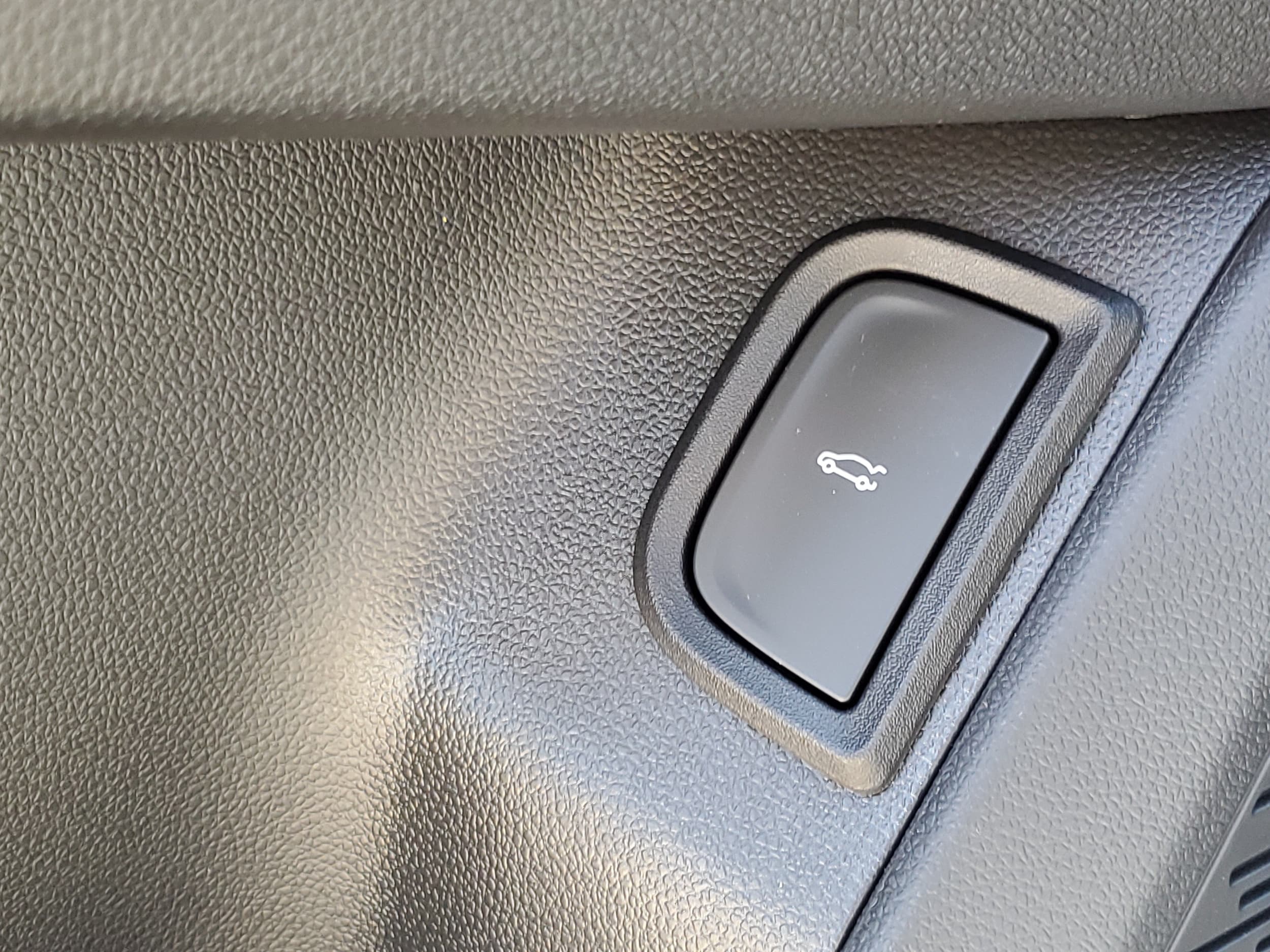 2027 Chevrolet Equinox RS - Photo 23