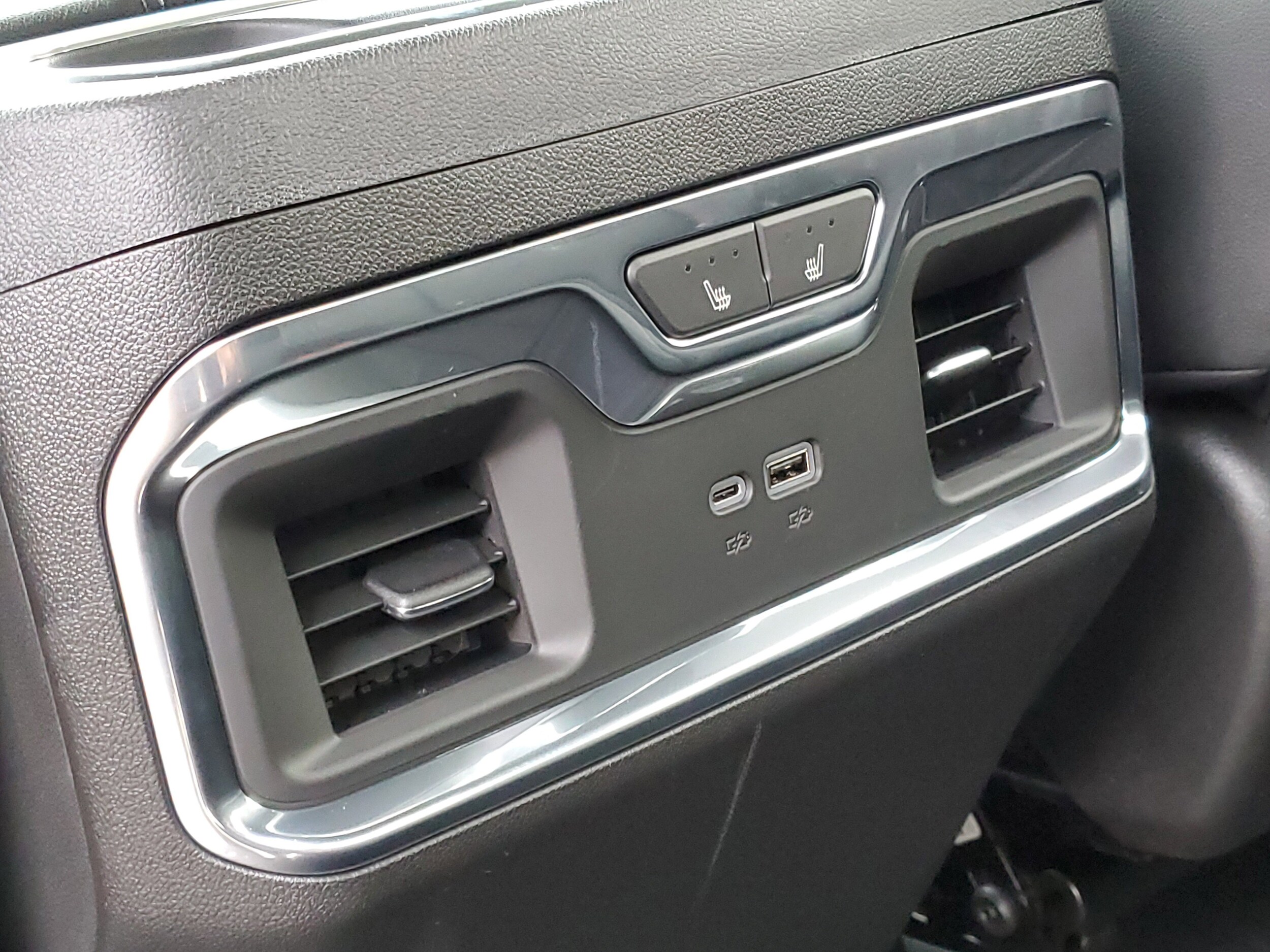 2026 Chevrolet Silverado 3500 HD LTZ - Photo 32