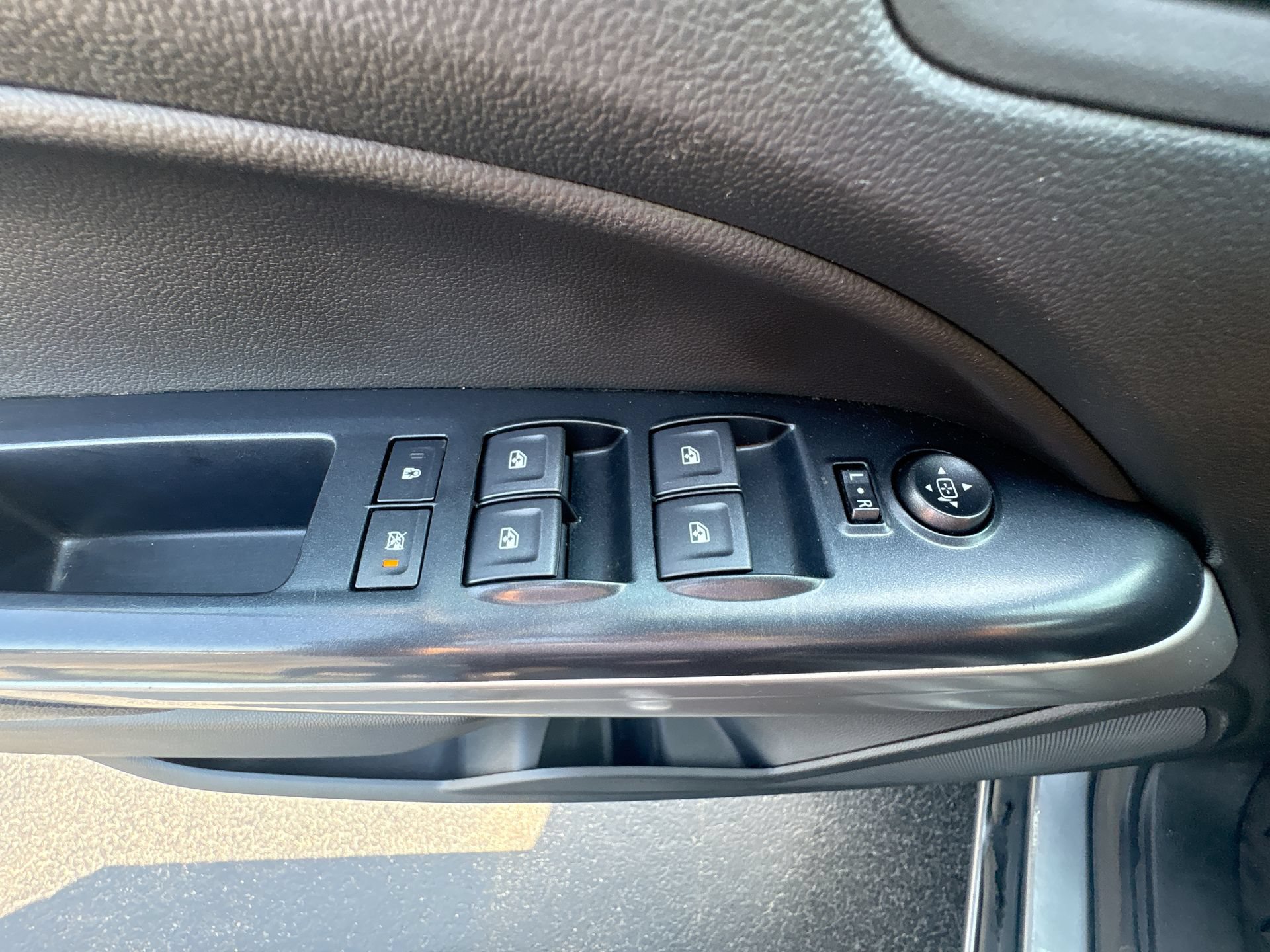 2022 Chevrolet Colorado ZR2 - Photo 11