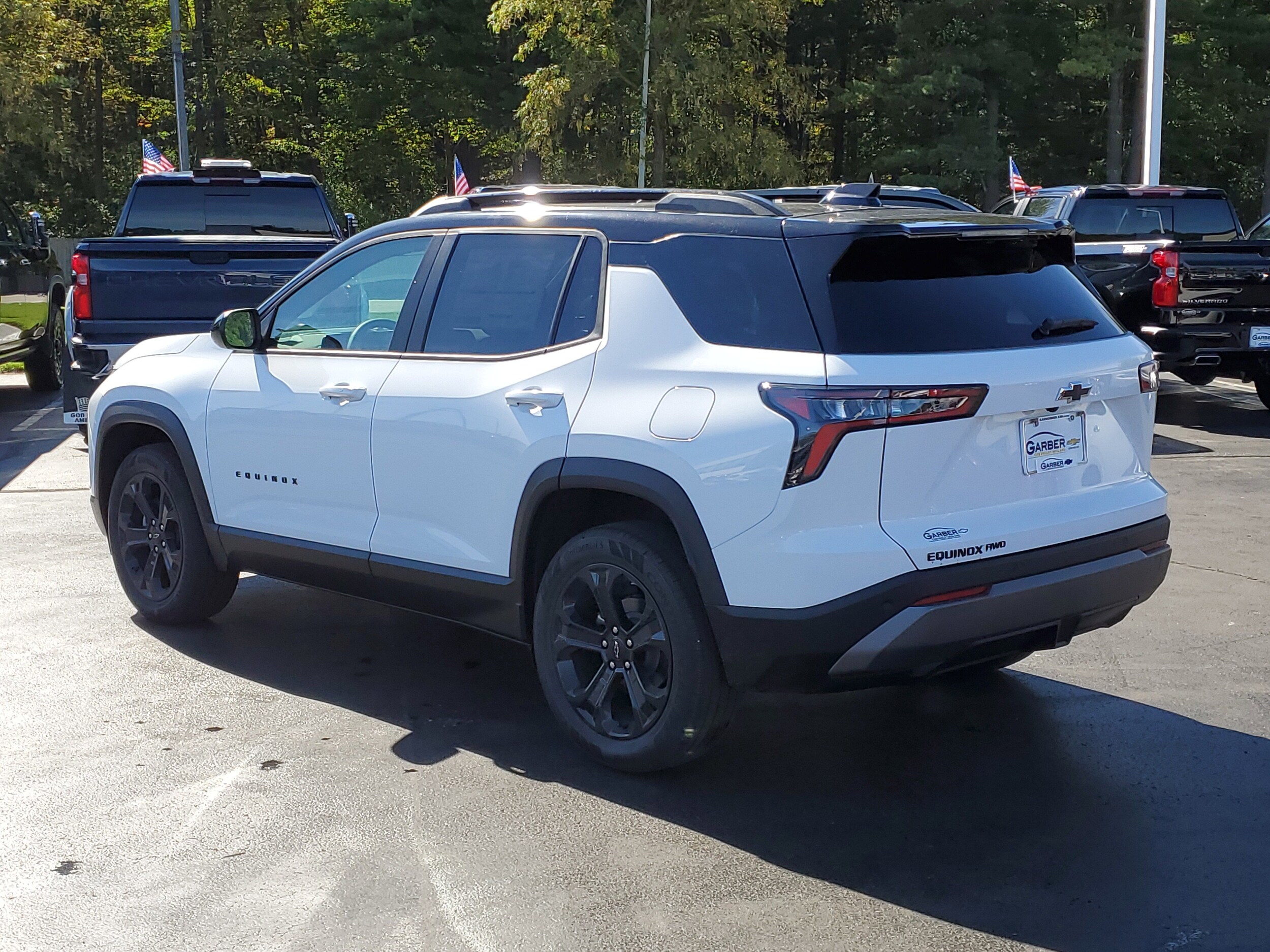 2026 Chevrolet Equinox LT photo 3