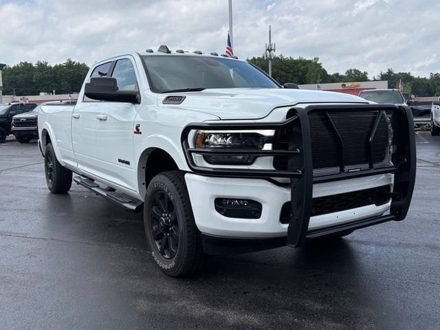 2022 RAM 3500 Laramie 4X4 Crew Cab LWB's photo