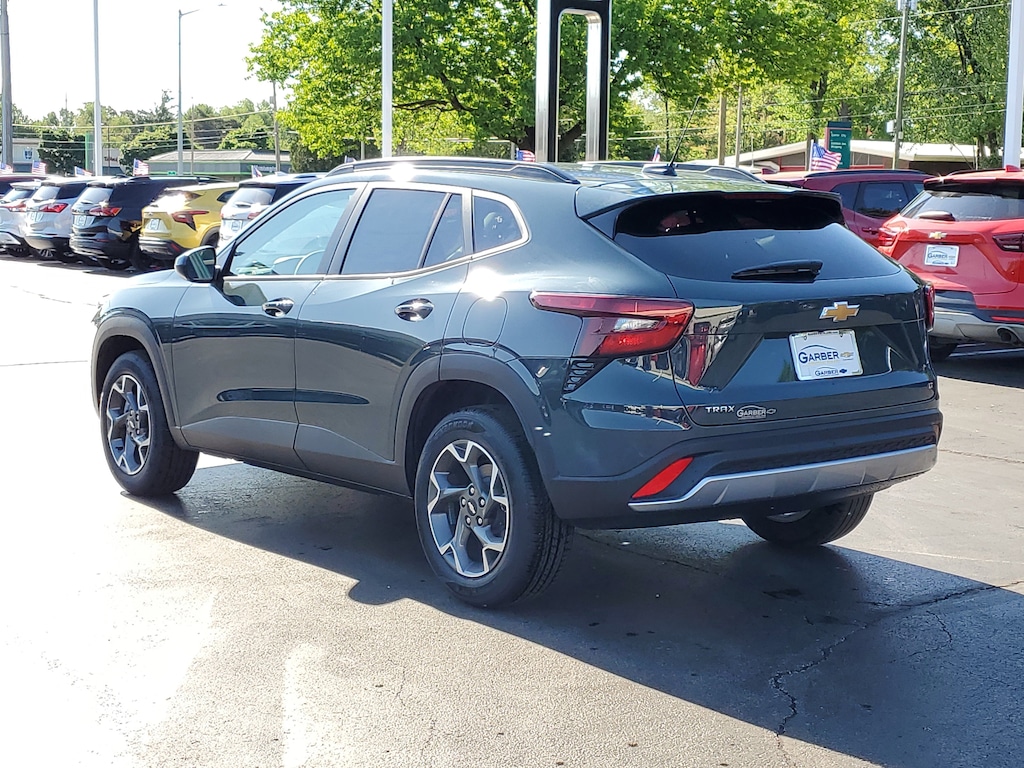 New 2026 Chevrolet Trax LT SUV