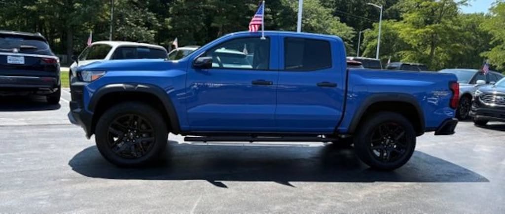 Used 2025 Chevrolet Colorado Trail Boss Truck Crew Cab