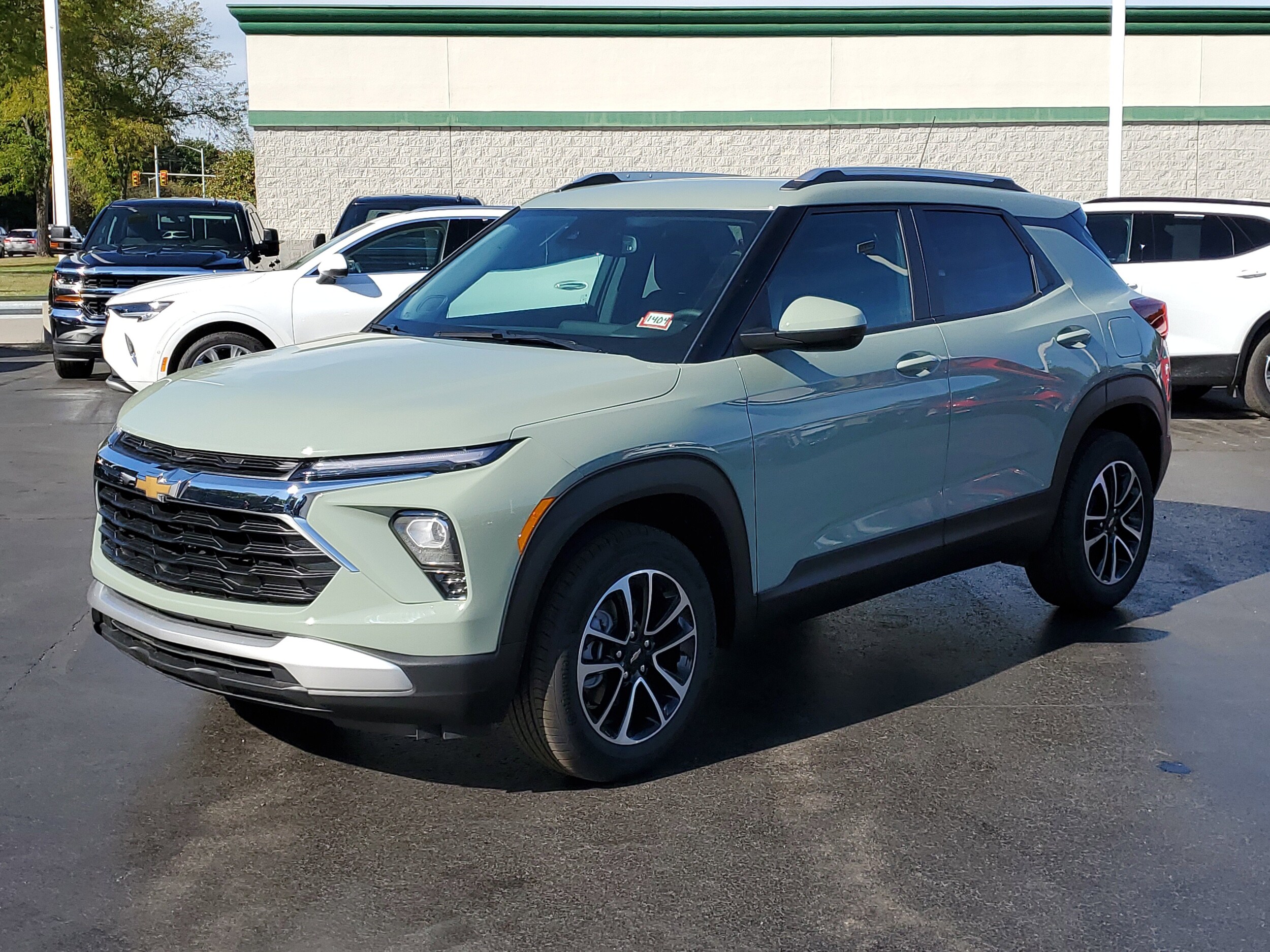 2026 Chevrolet Trailblazer LT photo 2