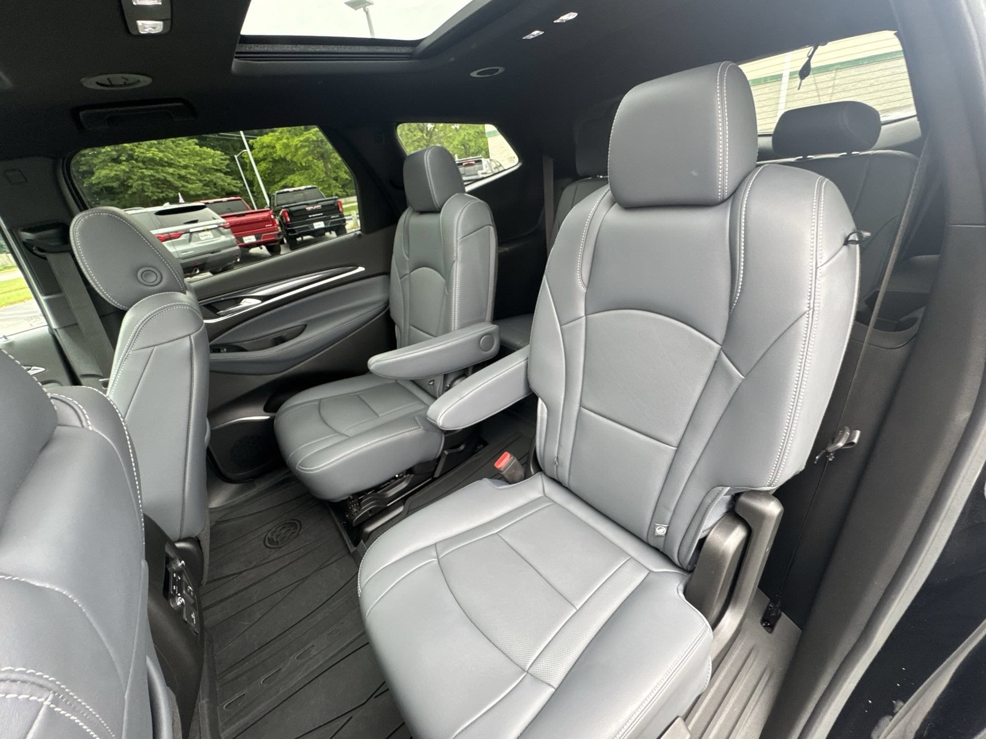 2024 Buick Enclave Premium - Photo 25