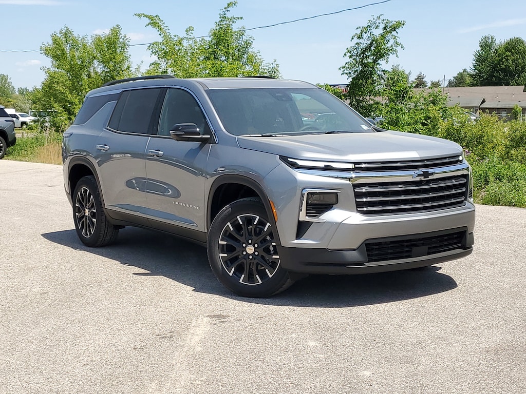 New 2026 Chevrolet Traverse LT SUV