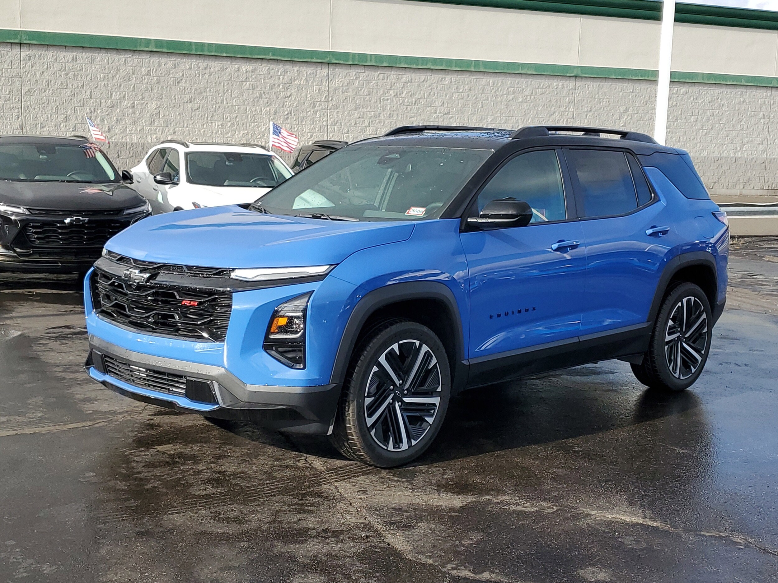 2026 Chevrolet Equinox RS photo 2