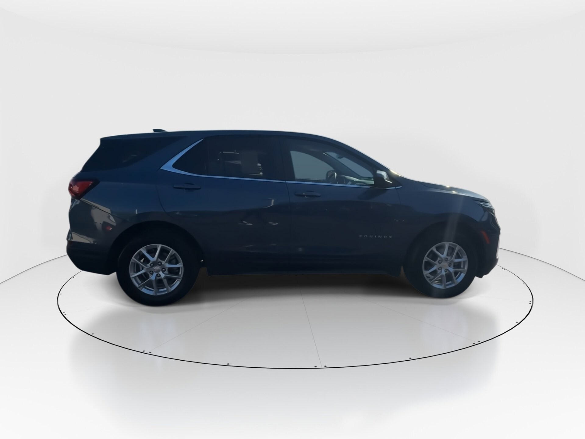 2024 Chevrolet Equinox LT - Photo 9
