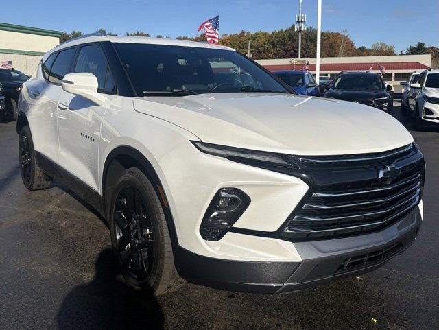 2023 Chevrolet Blazer Premier's photo