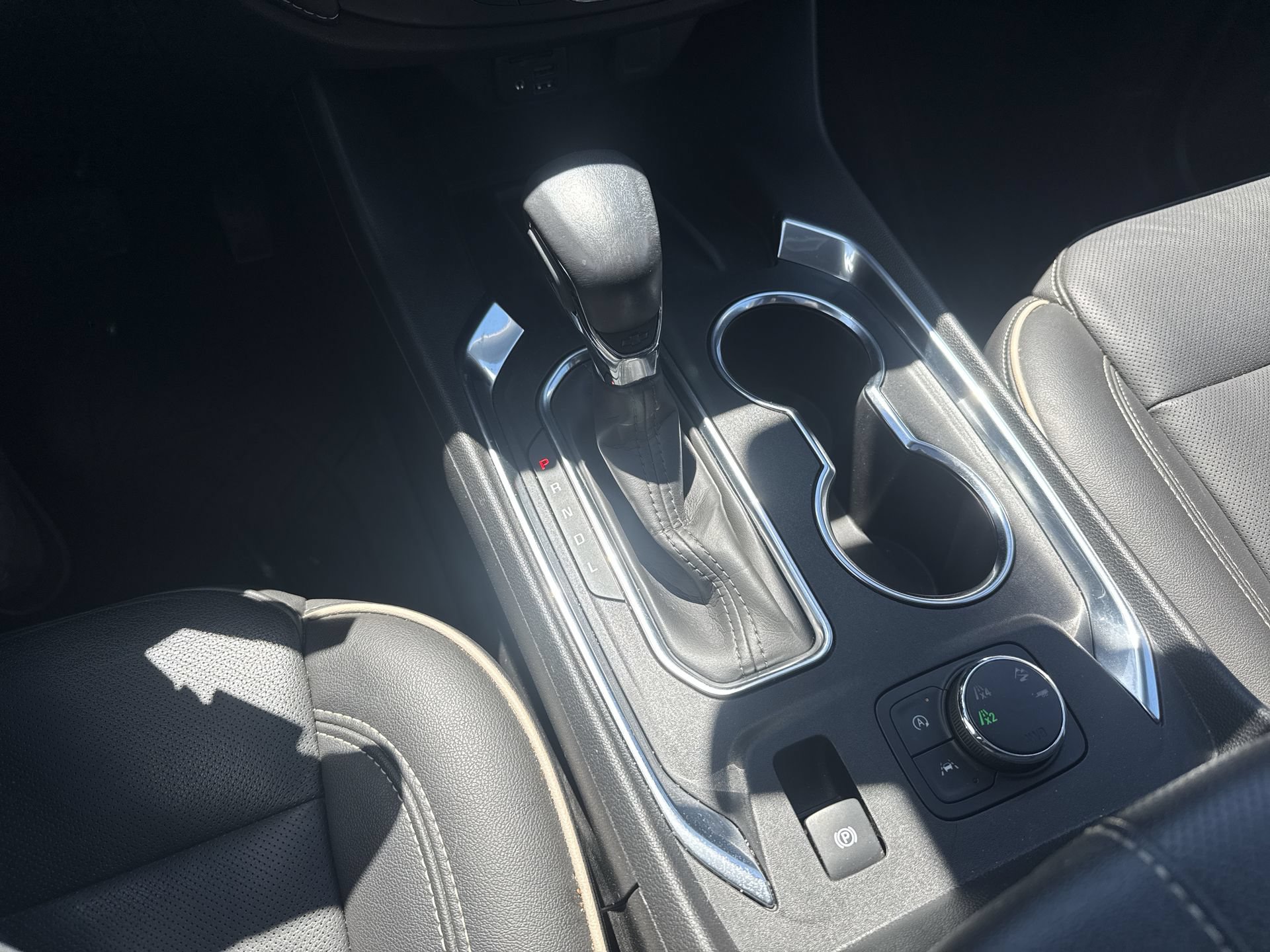2022 Chevrolet Traverse Premier - Photo 21