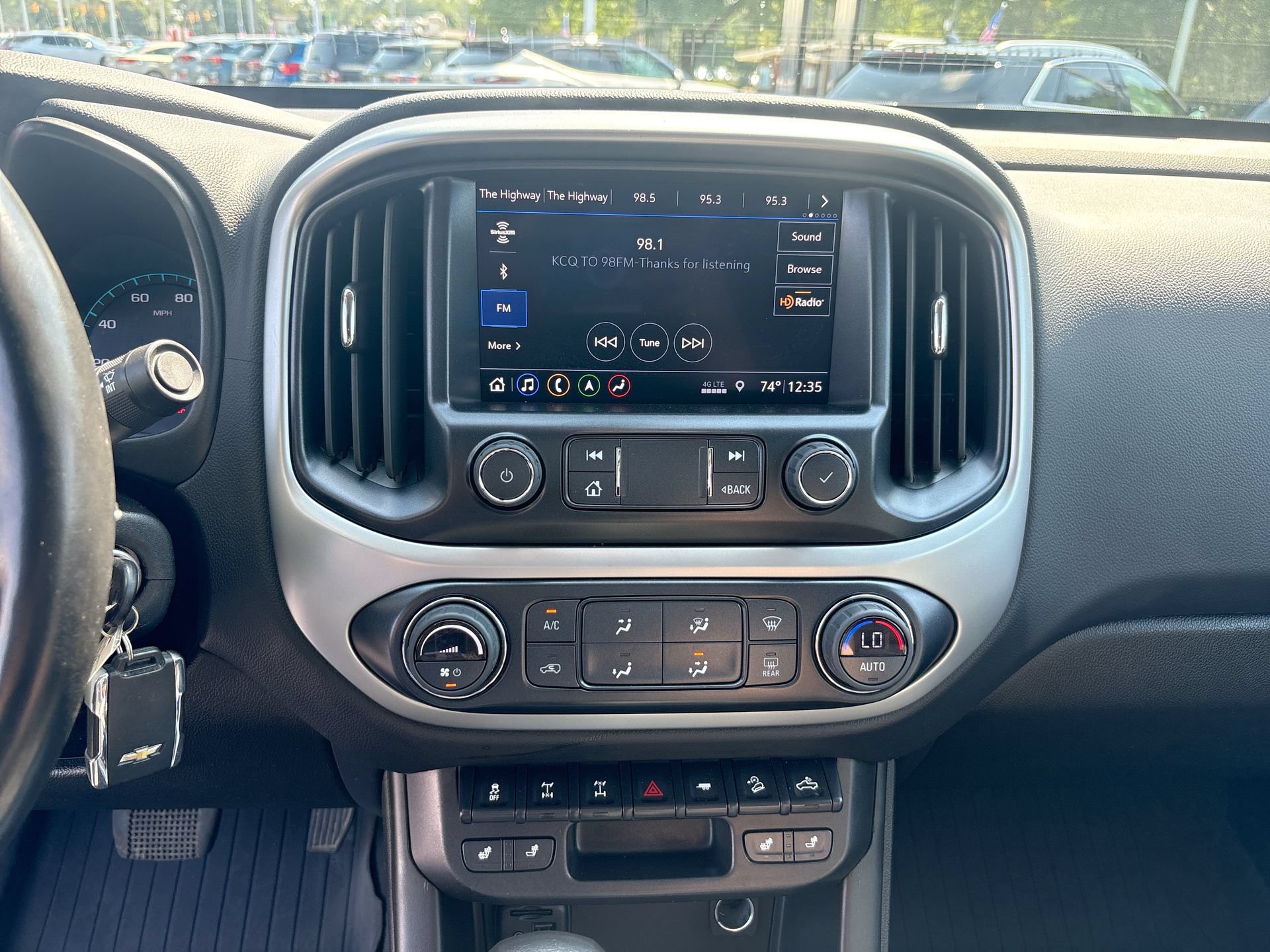 2022 Chevrolet Colorado ZR2 - Photo 23