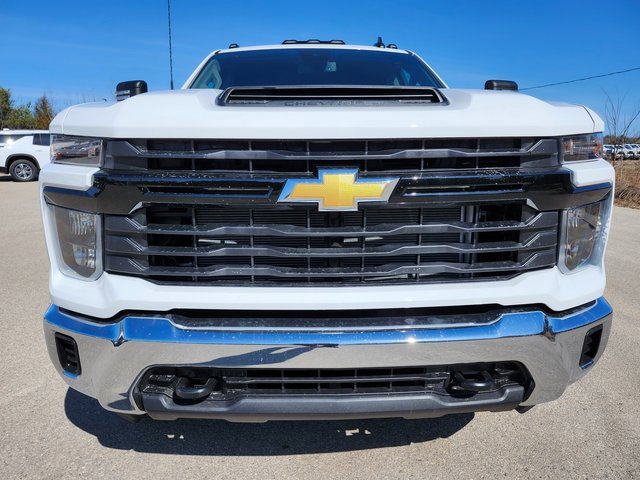 2025 Chevrolet Silverado 3500HD photo 3