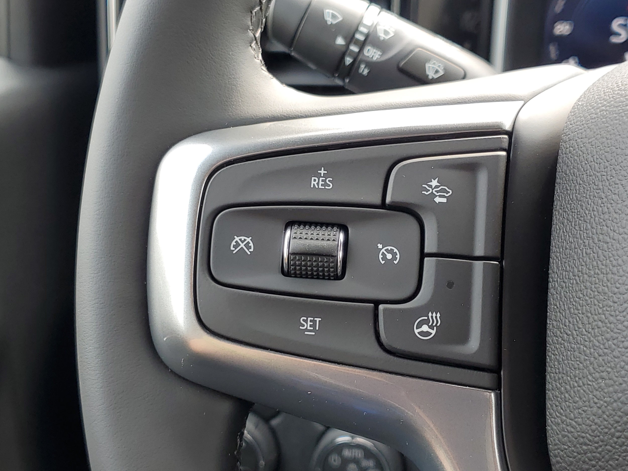 New 2026 Chevrolet Silverado 3500 LT Crew Cab for sale #T1206293 - photo 11