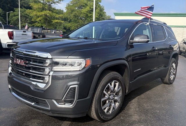2020 Gmc Acadia SLE photo 3