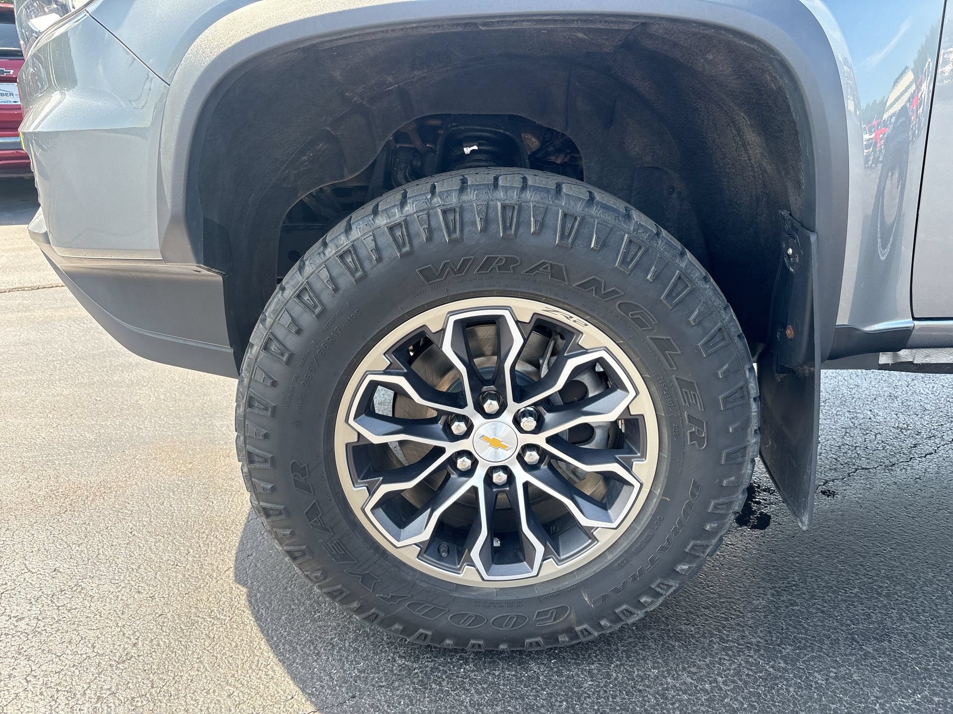 2022 Chevrolet Colorado ZR2 - Photo 36