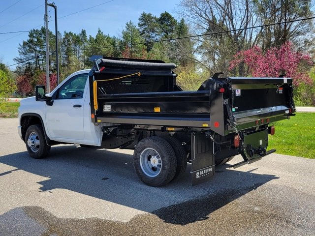 2025 Chevrolet Silverado 3500HD Work Truck photo 3