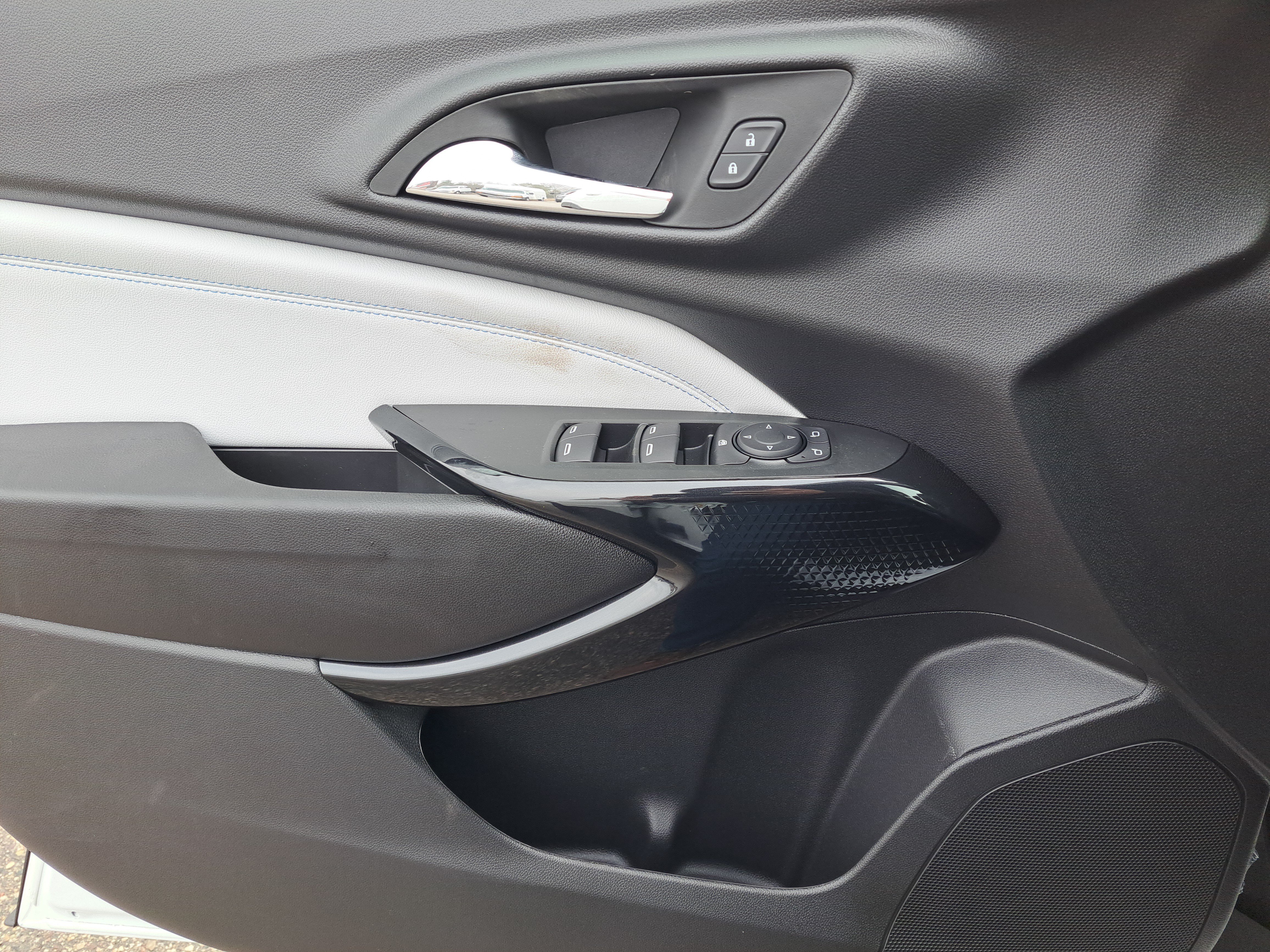 2026 Chevrolet Trax LT - Photo 15