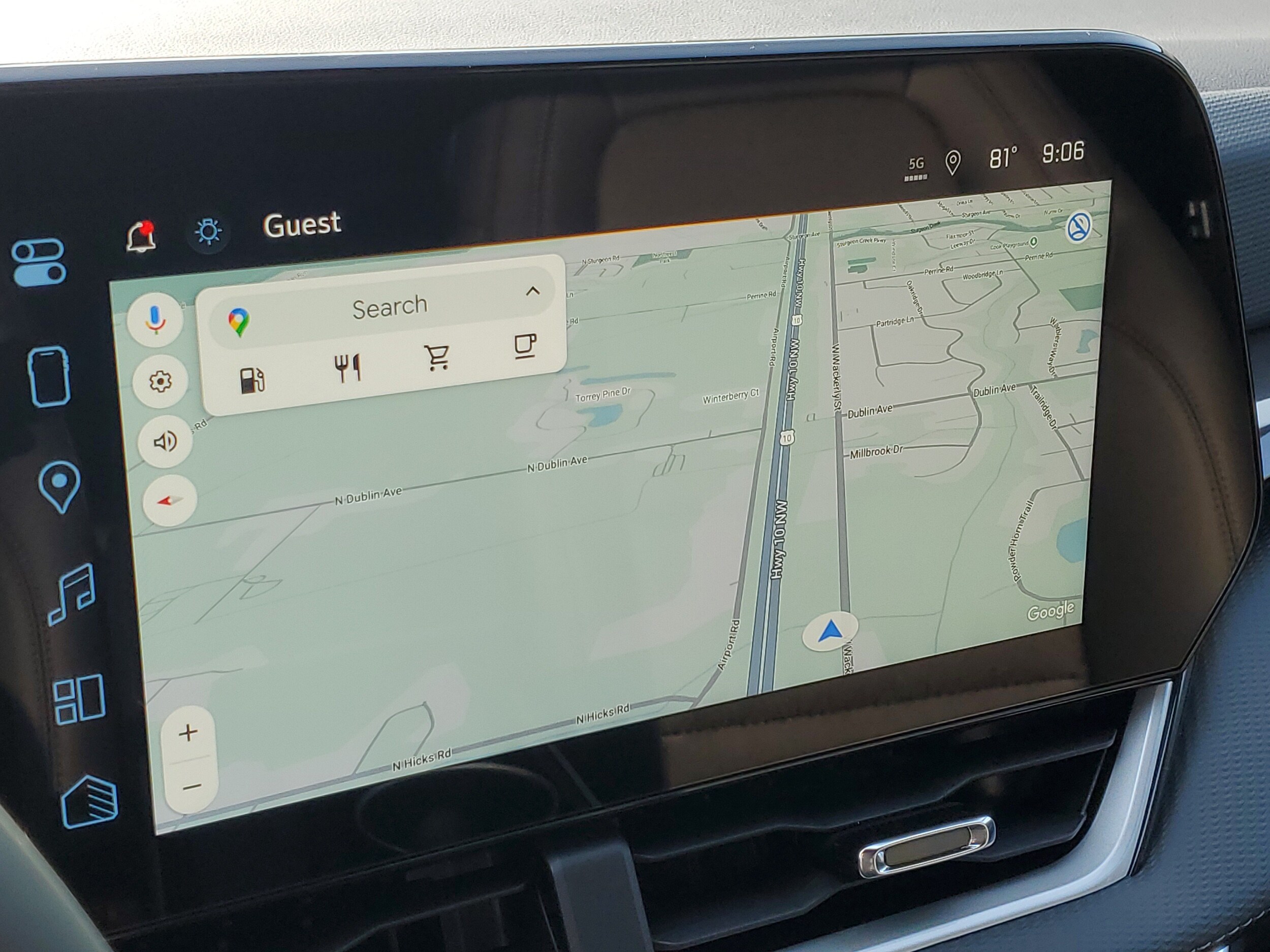 2027 Chevrolet Equinox LT - Photo 16