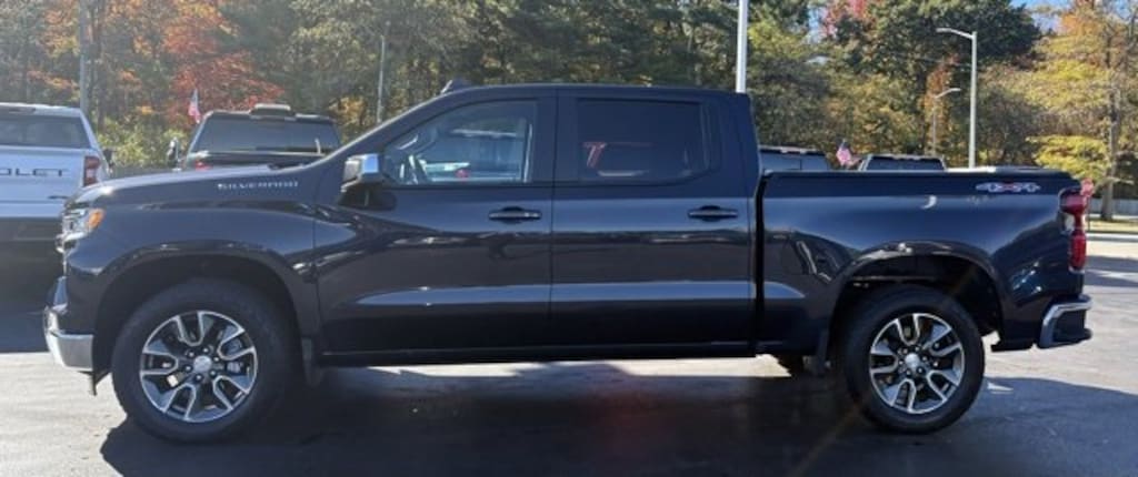 Used 2023 Chevrolet Silverado 1500 LT (2FL) Truck Crew Cab