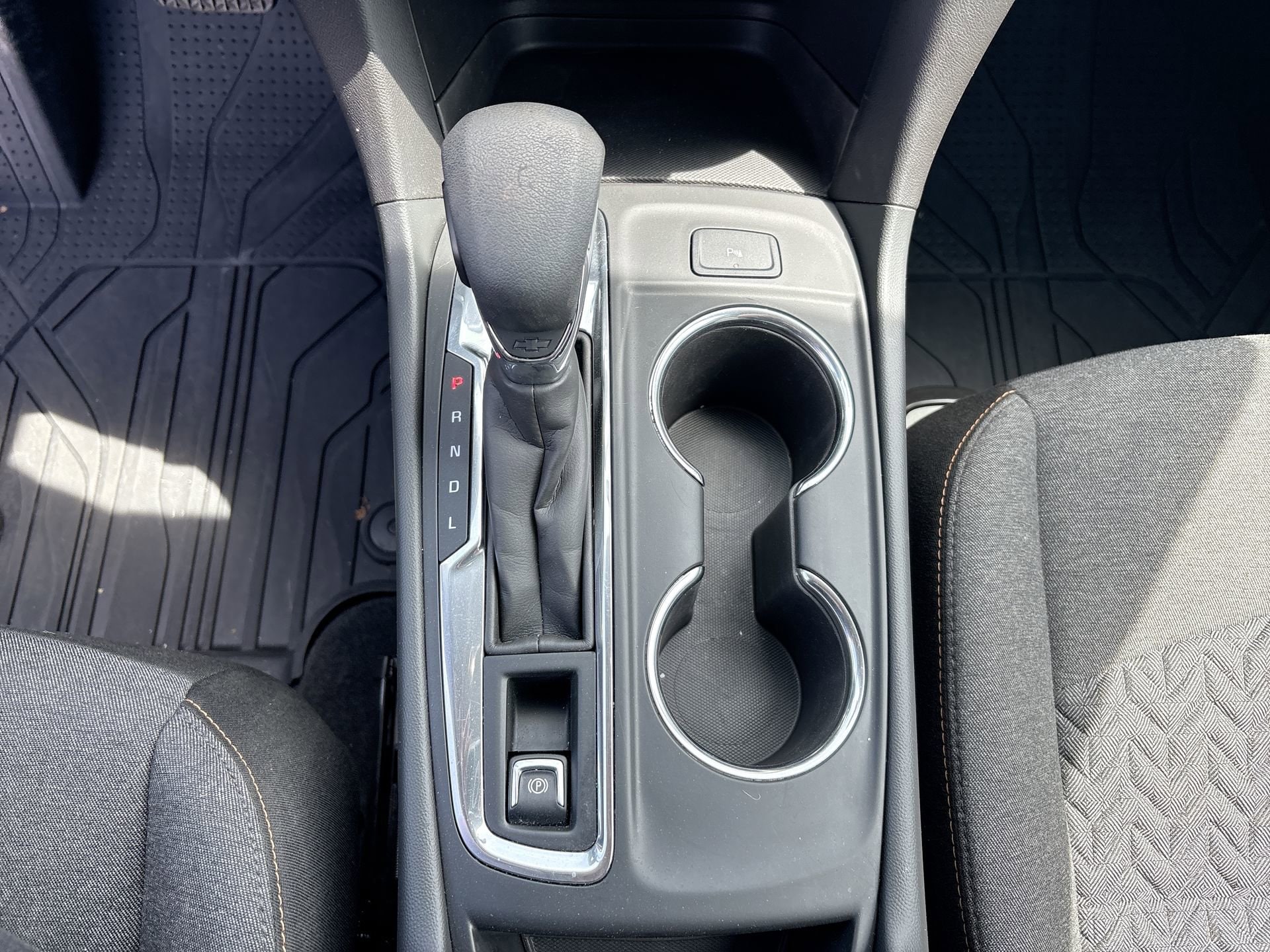 2024 Chevrolet Equinox LT - Photo 20