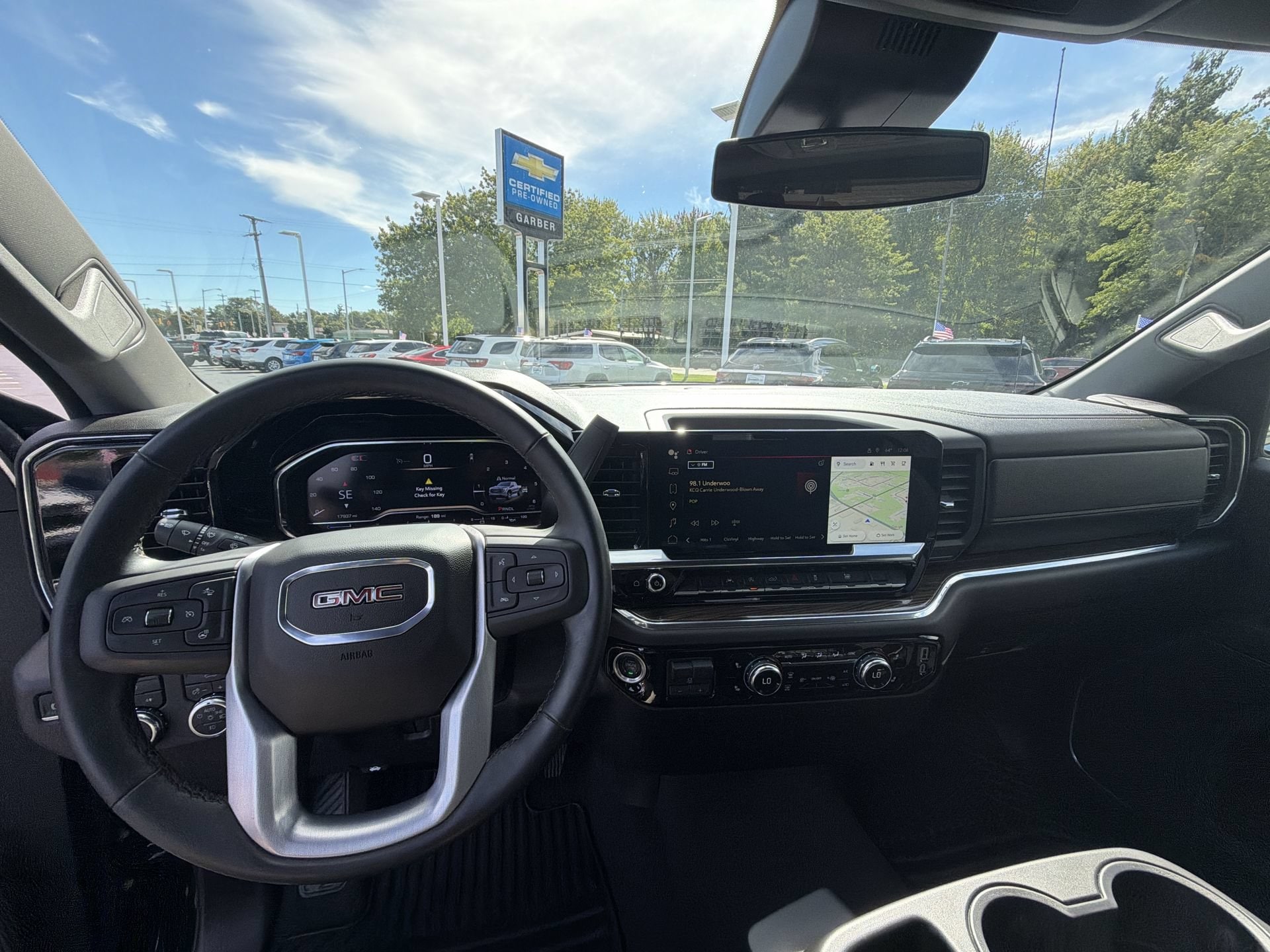 2025 GMC Sierra 1500 Elevation - Photo 18
