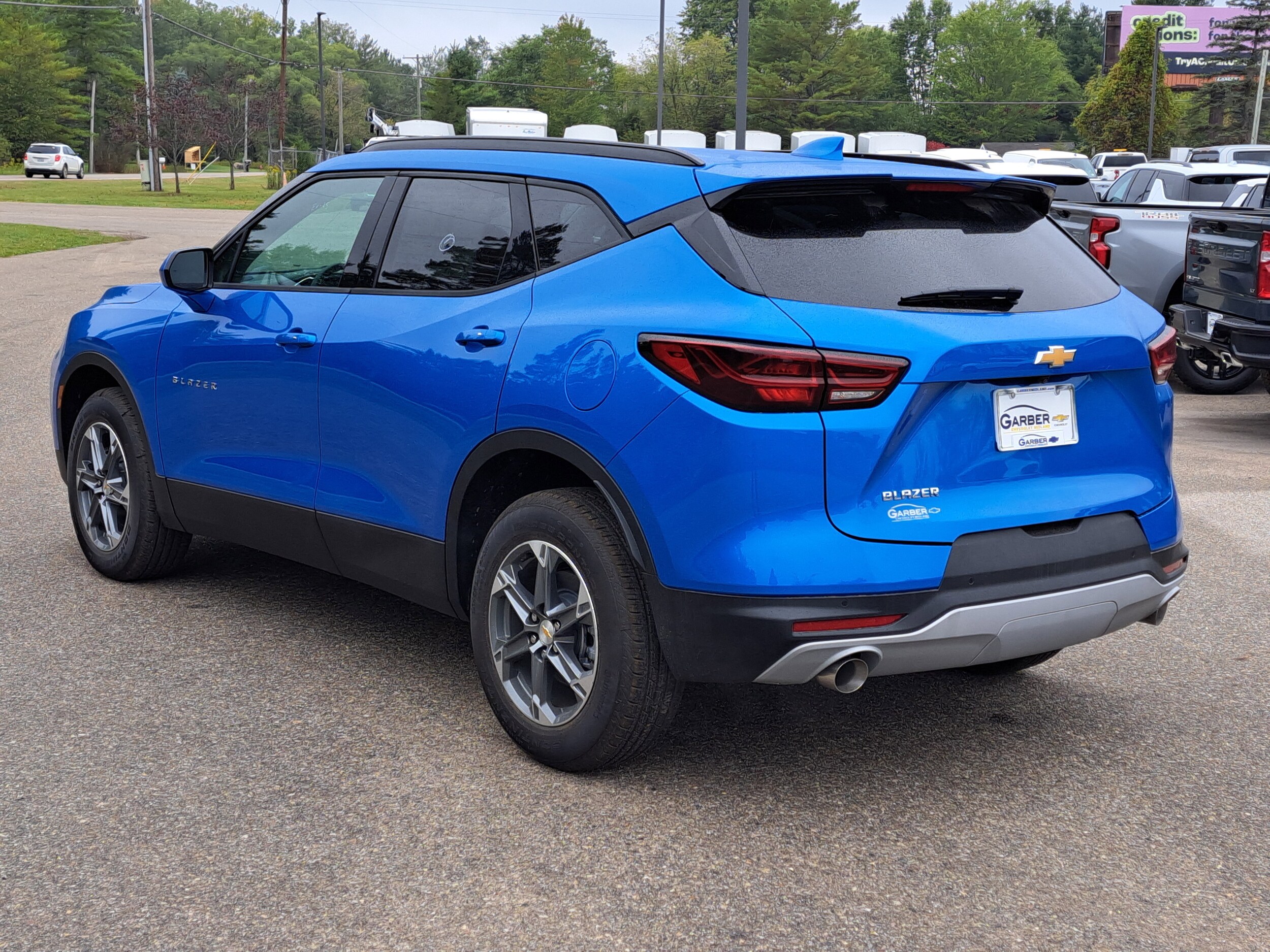 2025 Chevrolet Blazer 2LT photo 3