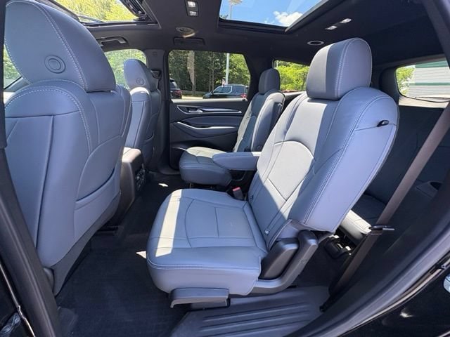 2024 Buick Enclave Premium - Photo 28