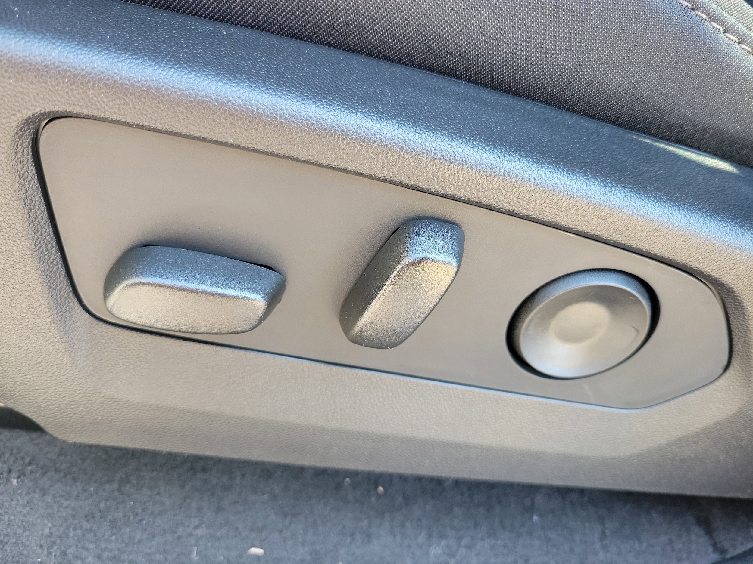2026 Chevrolet Colorado Work Truck - Photo 6