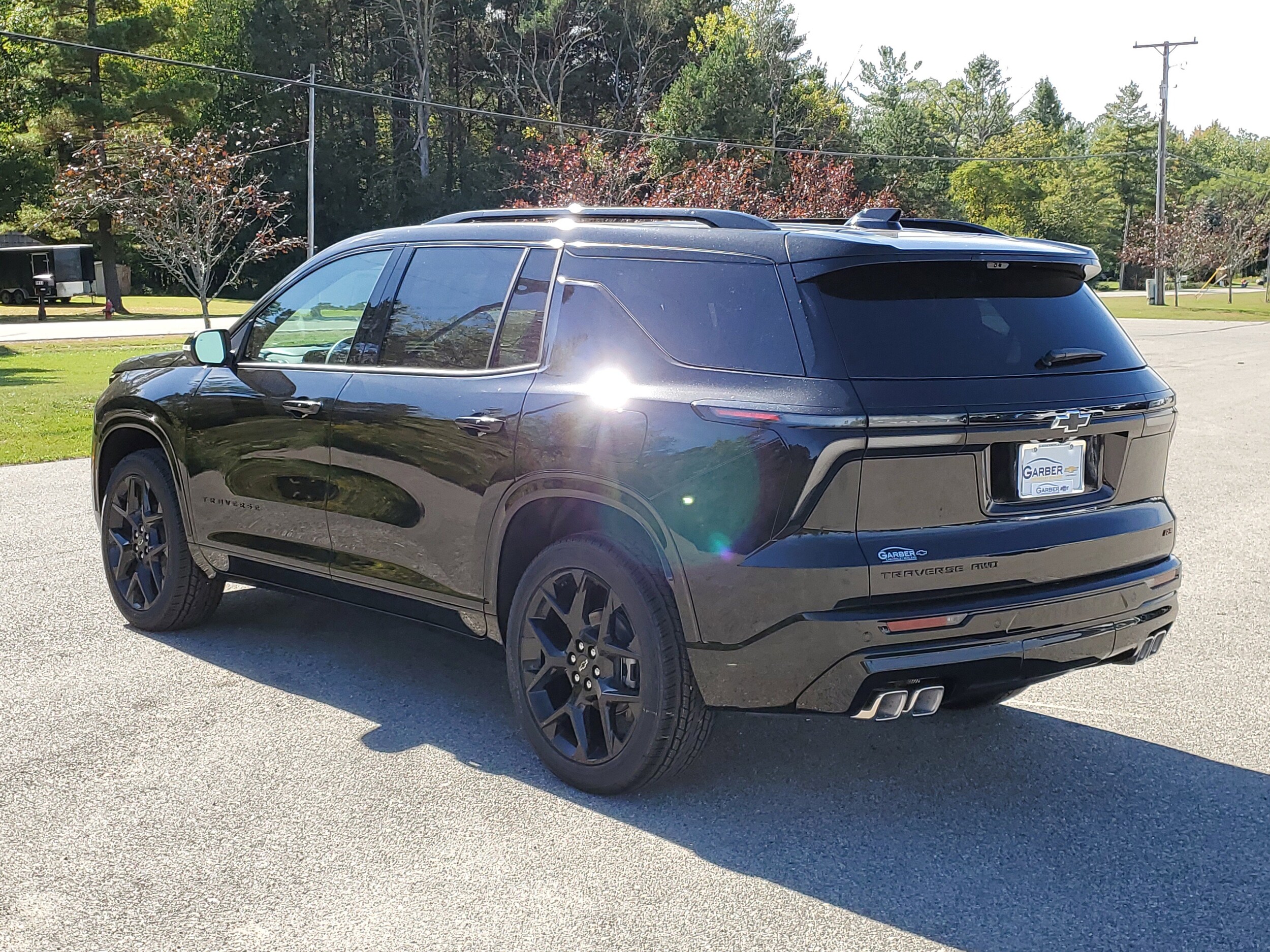 2026 Chevrolet Traverse RS photo 2