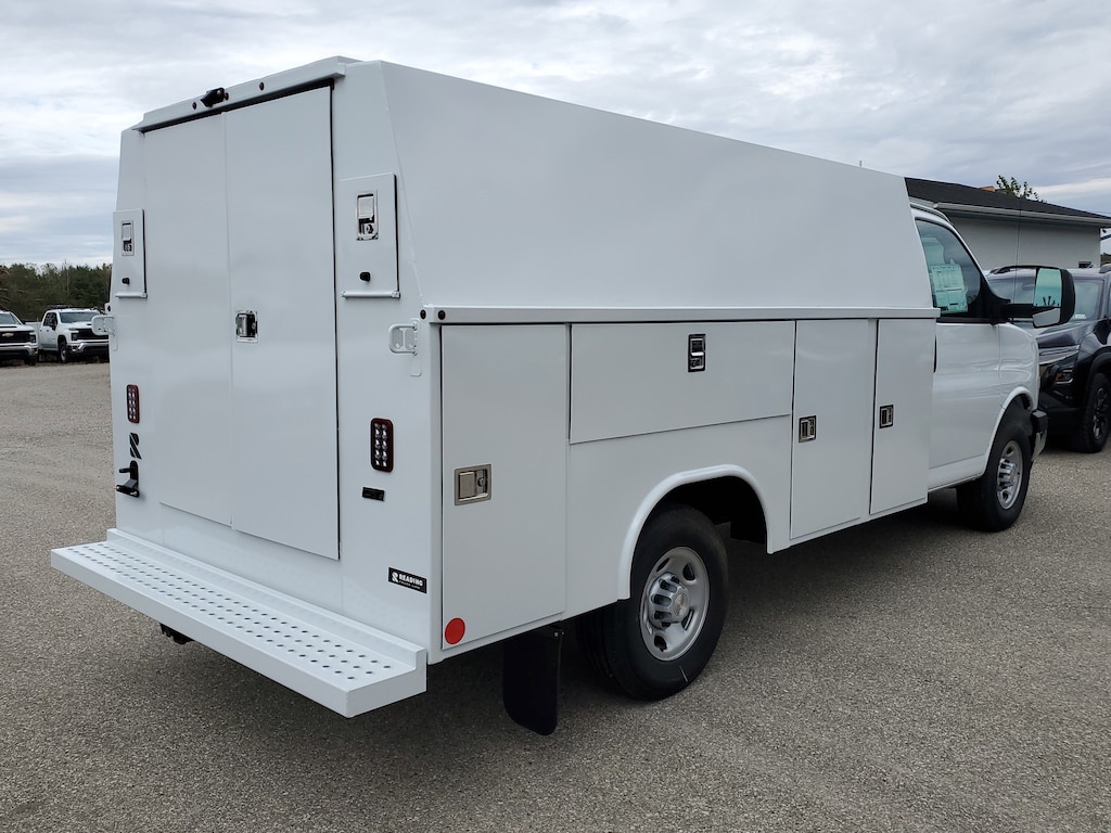 New 2025 Chevrolet Express Cutaway 3500 1WT Cutaway Van