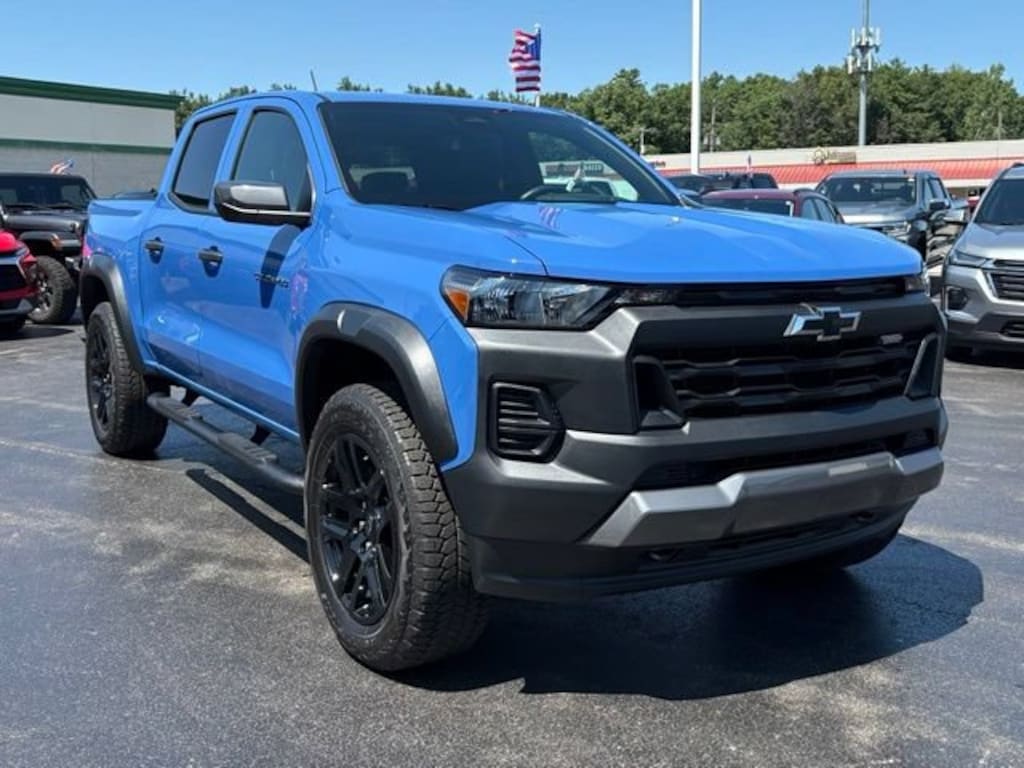 Used 2025 Chevrolet Colorado Trail Boss Truck Crew Cab