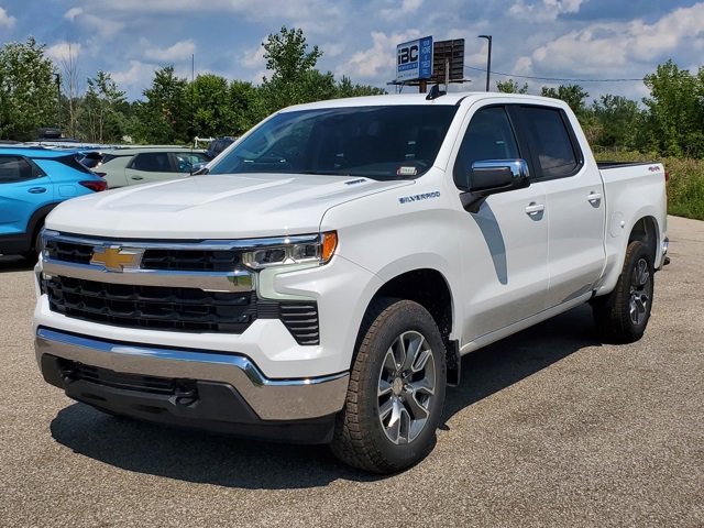 2026 Chevrolet Silverado 1500 LT photo 2