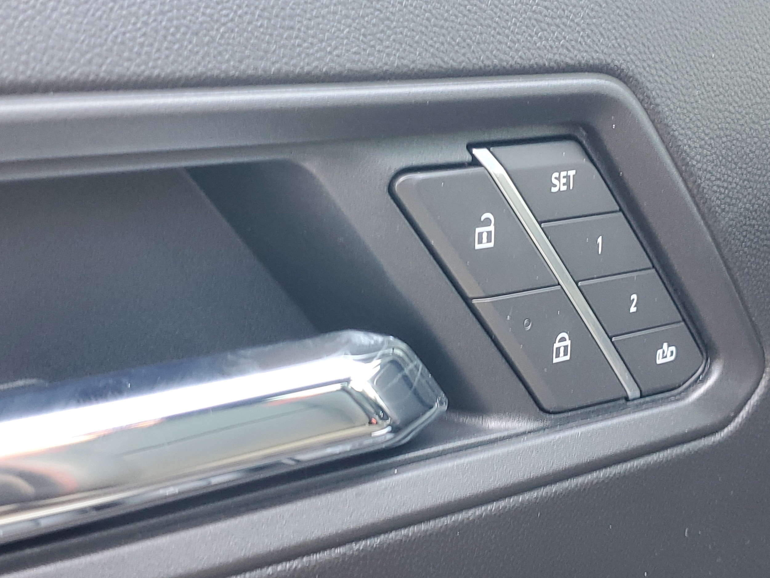 2026 Chevrolet Colorado Z71 - Photo 23