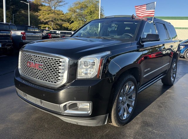 2016 Gmc Yukon Denali photo 3