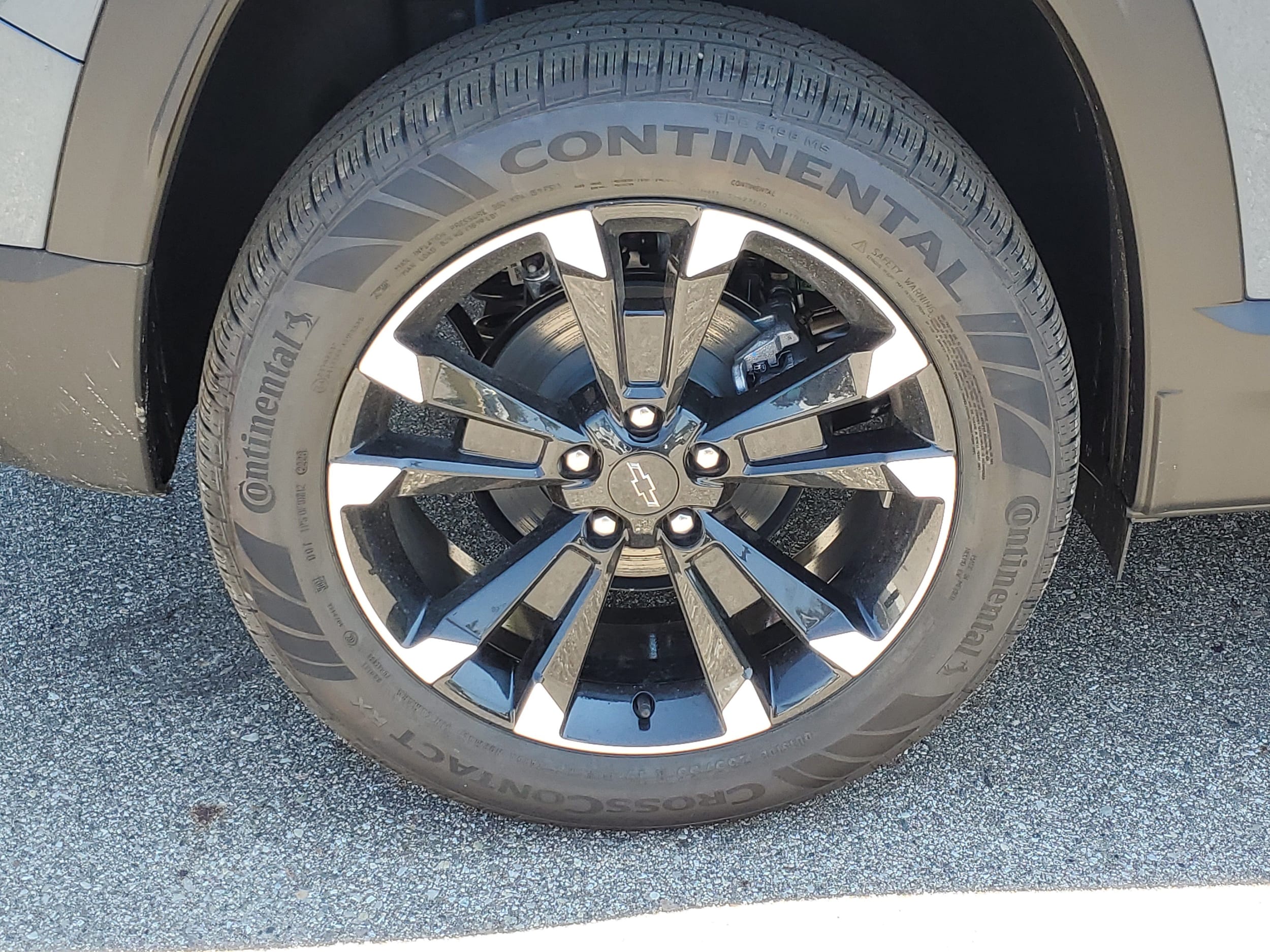 2027 Chevrolet Equinox RS - Photo 32