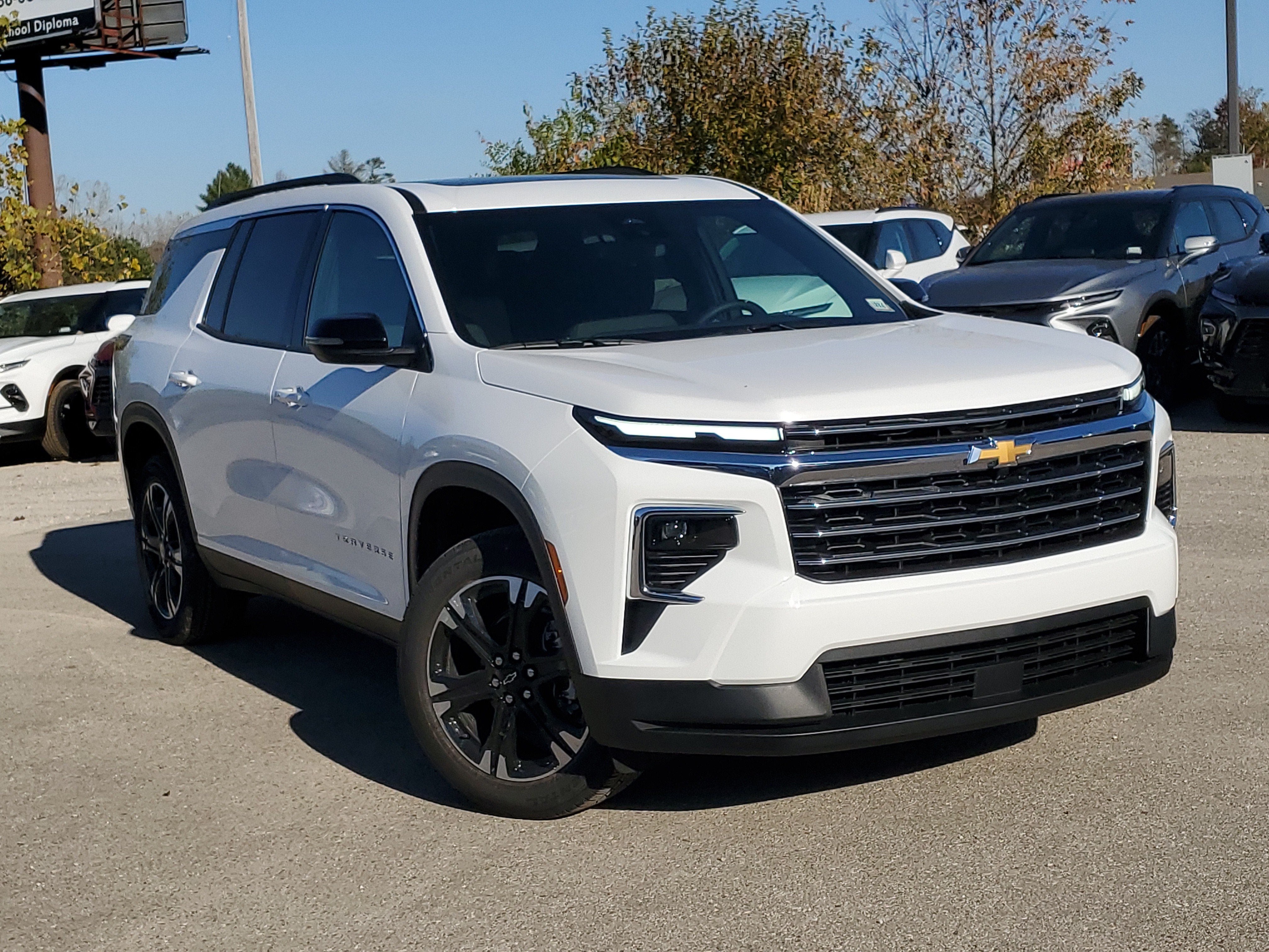 New 2027 Chevrolet Traverse LT SUV