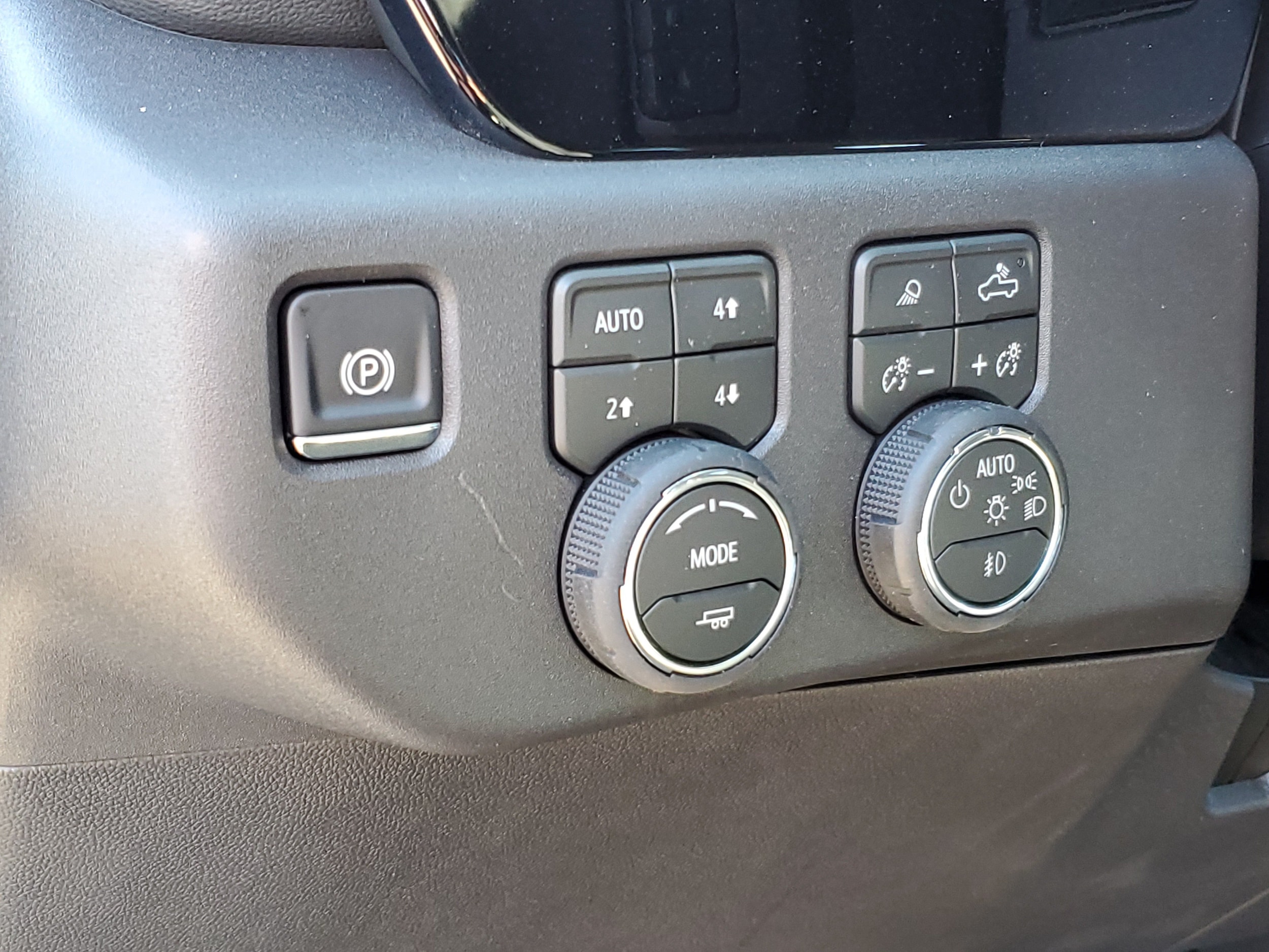 2026 Chevrolet Silverado 1500 LT Trail Boss - Photo 8