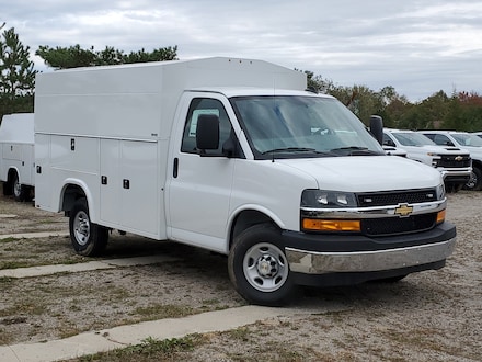 2025 Chevrolet Express Cutaway 3500 1WT Cutaway Van
