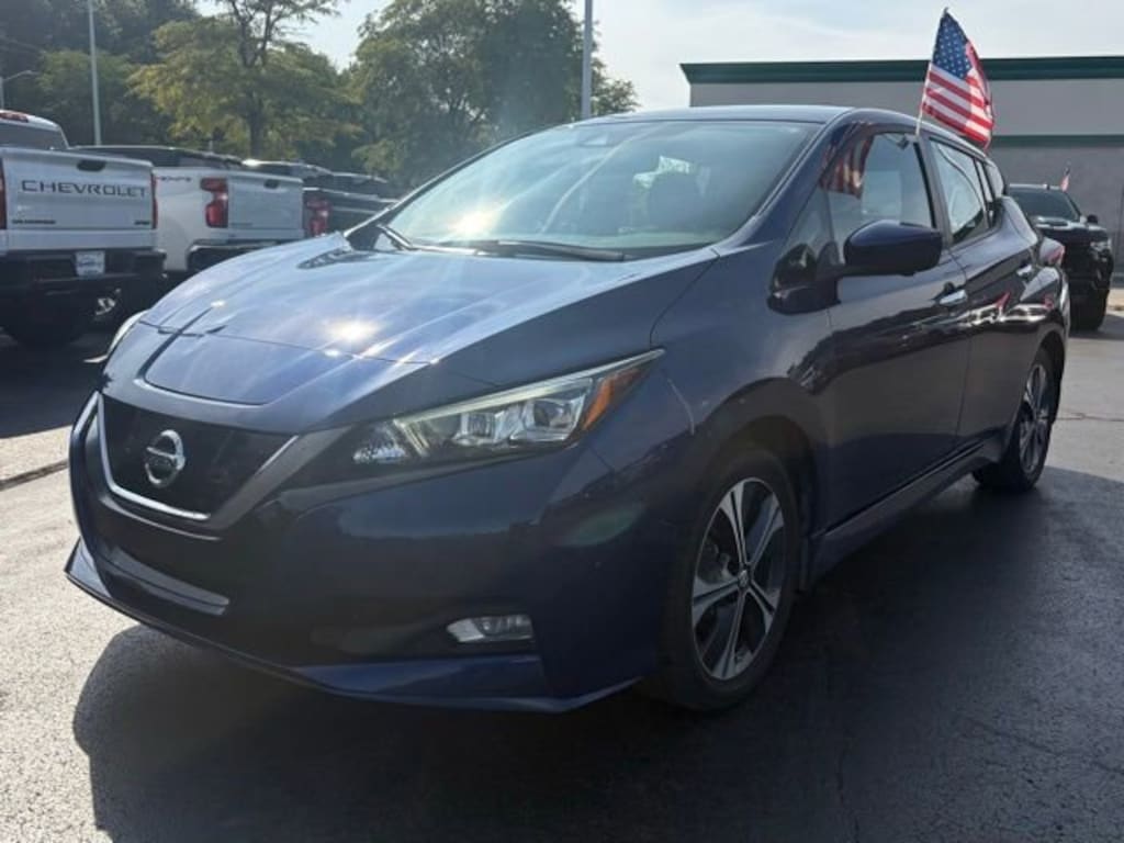 Used 2022 Nissan Leaf SV Plus 62 kWh Hatchback