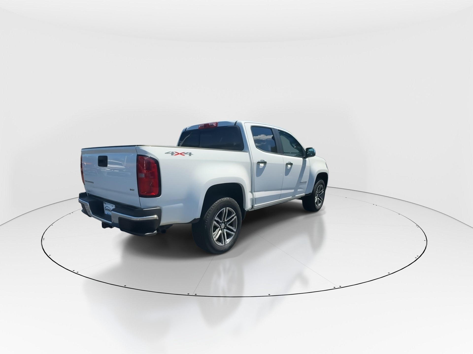 2021 Chevrolet Colorado LT - Photo 8