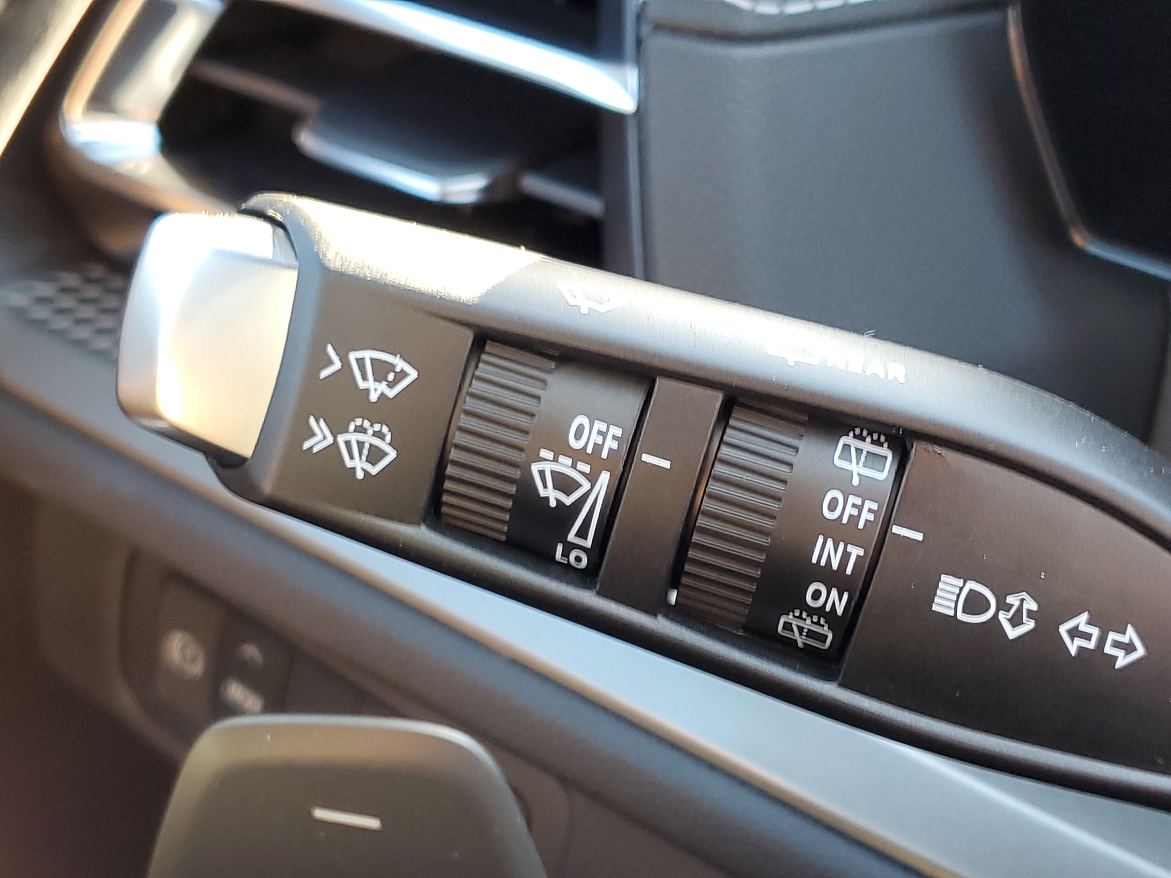 2027 Chevrolet Traverse LT - Photo 10